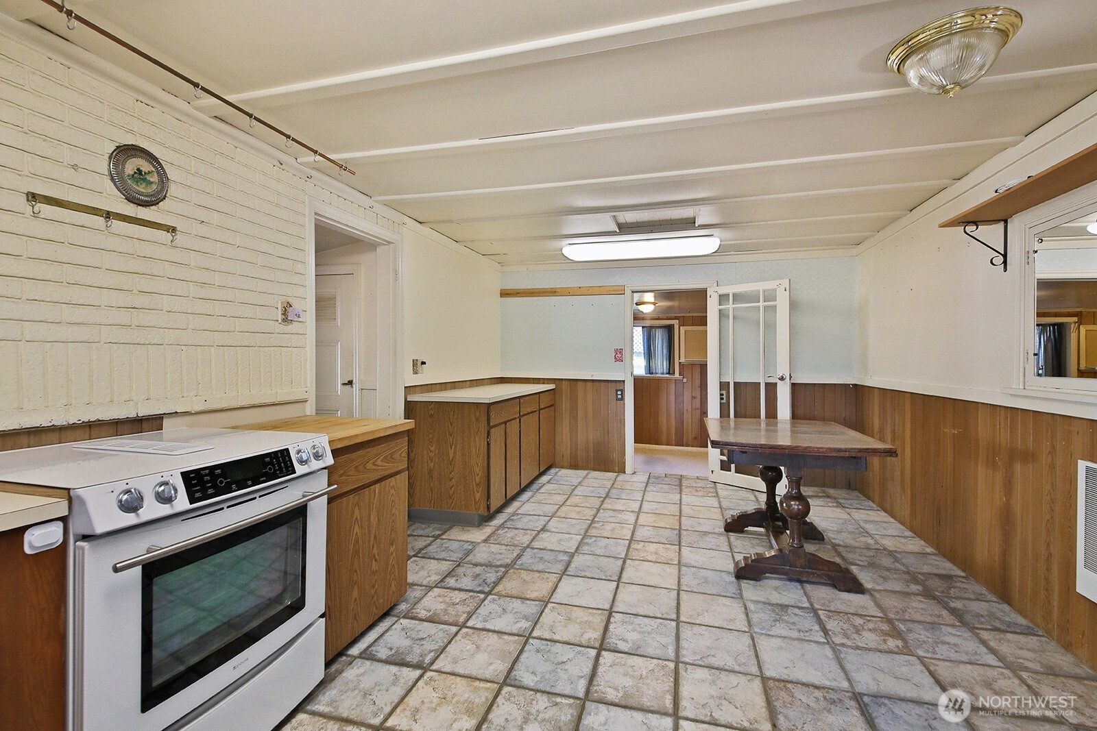 5995 Woodard Avenue Property Photo 11