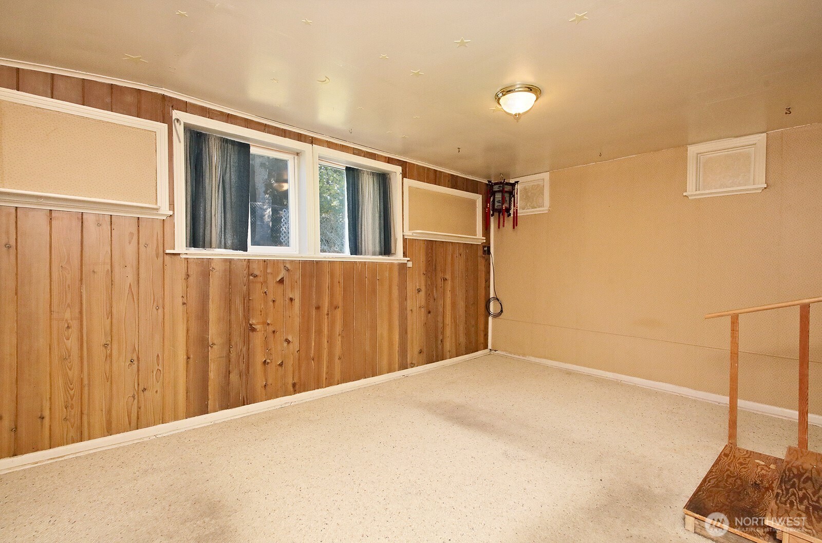 5995 Woodard Avenue Property Photo 12