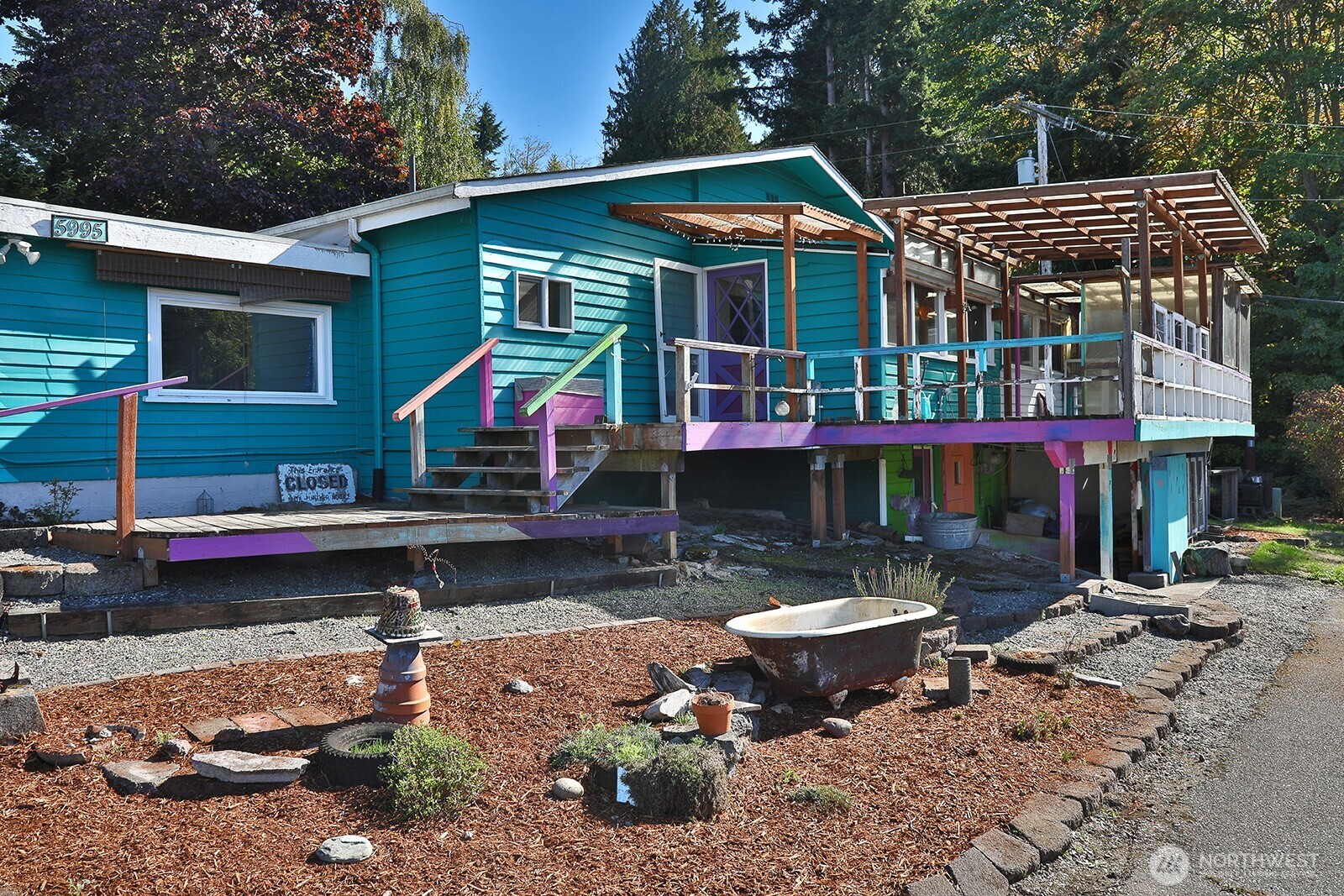 5995 Woodard Avenue Property Photo 25