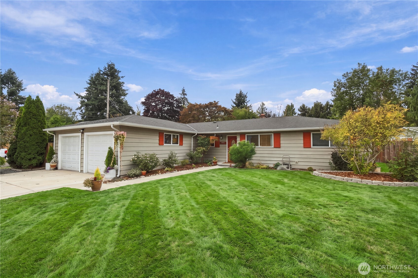 15403 Corliss Place Property Photo 1