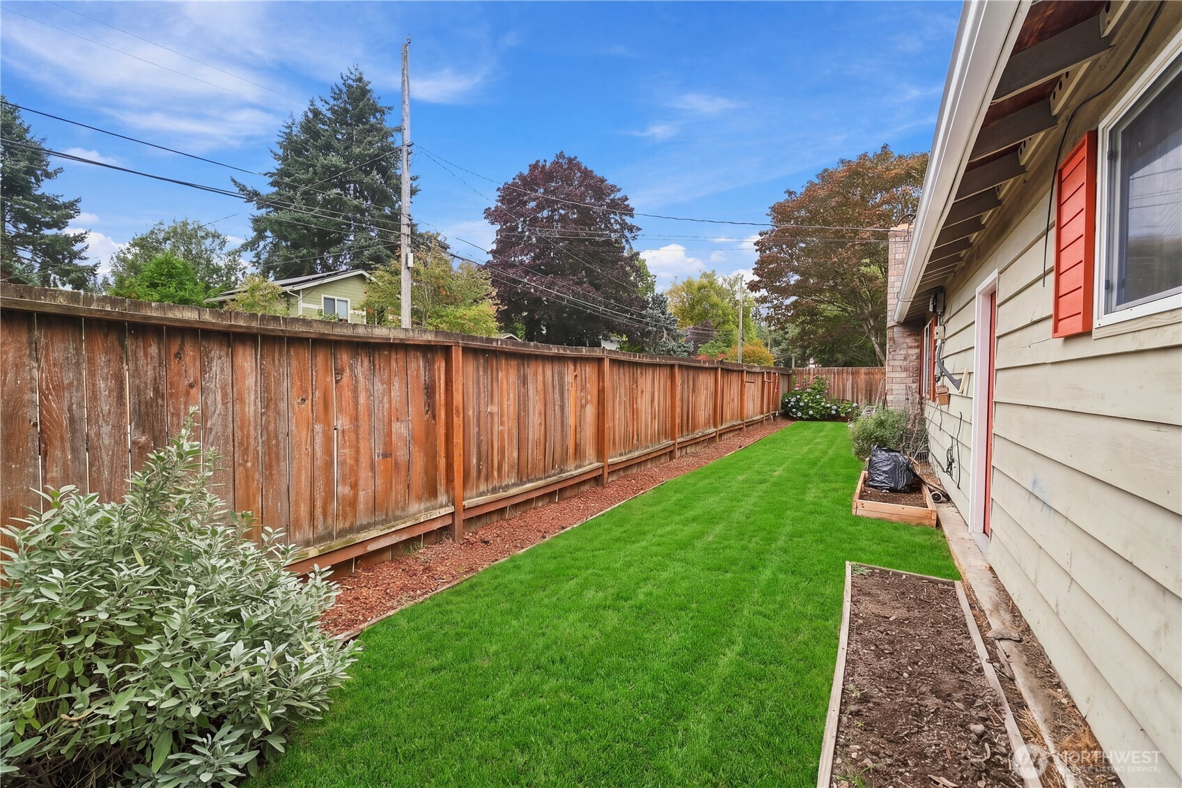 15403 Corliss Place Property Photo 18
