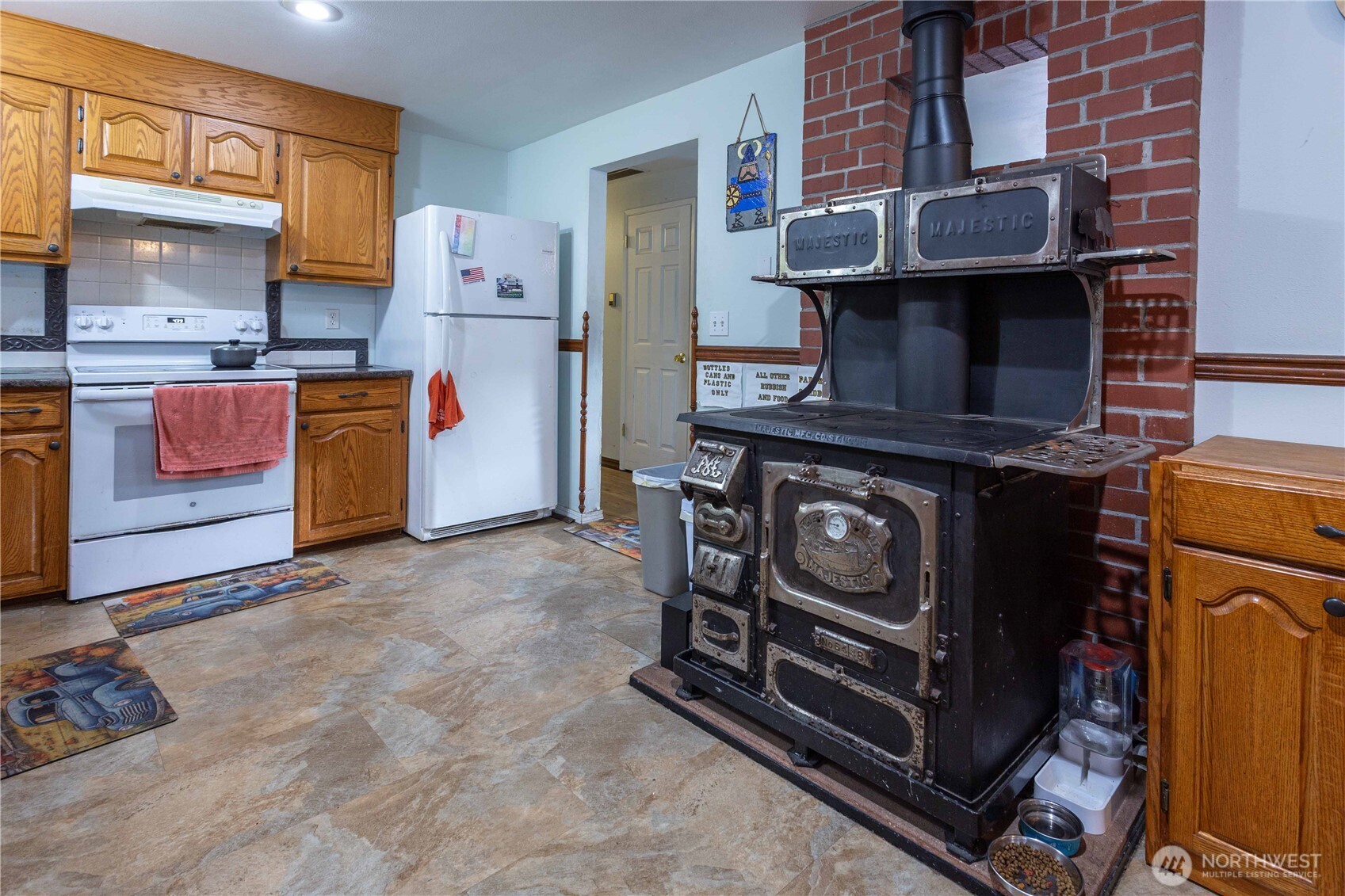 1248 Lattimore Road Property Photo 5