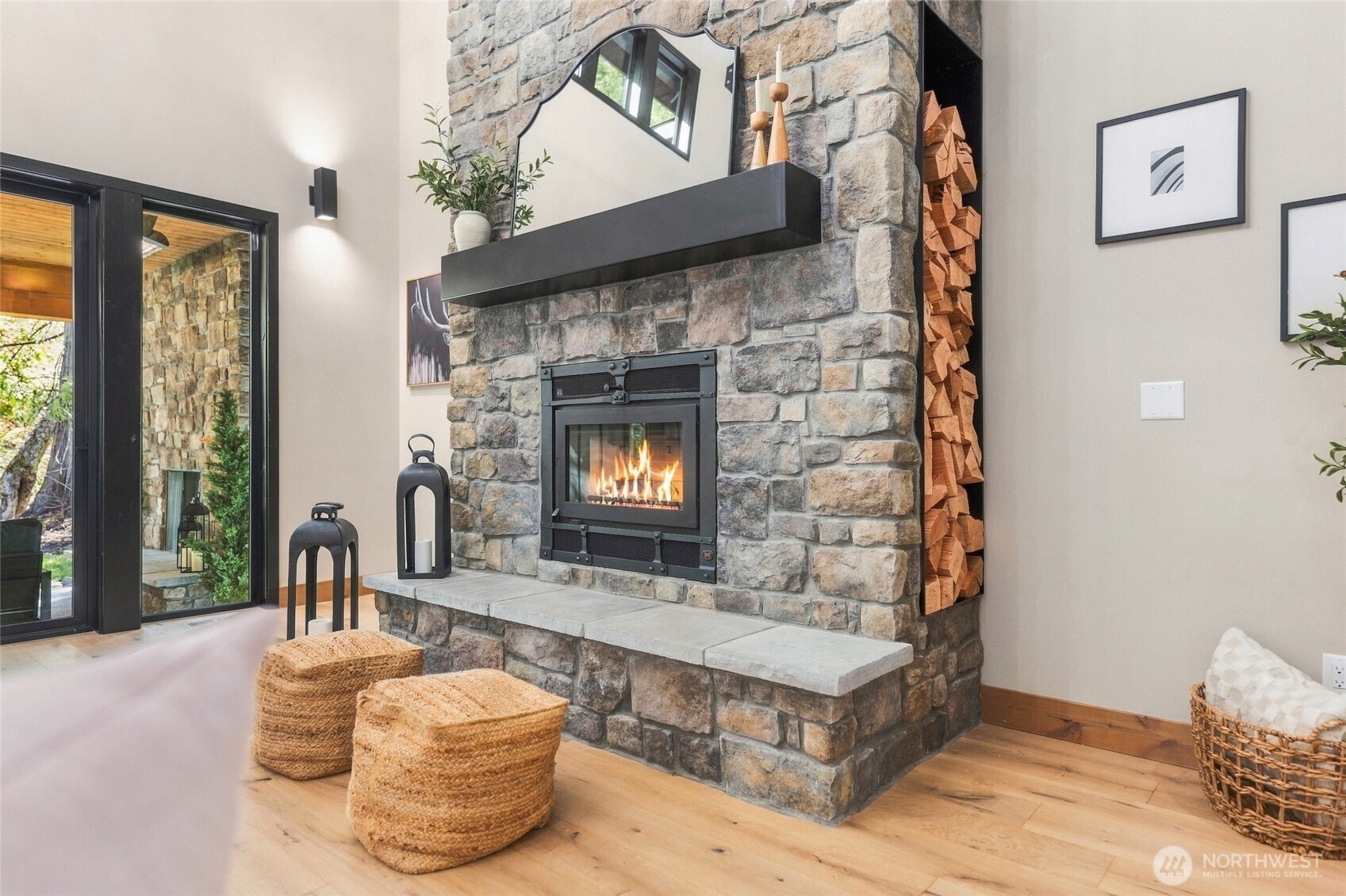 200 Telluride Drive Property Photo 8