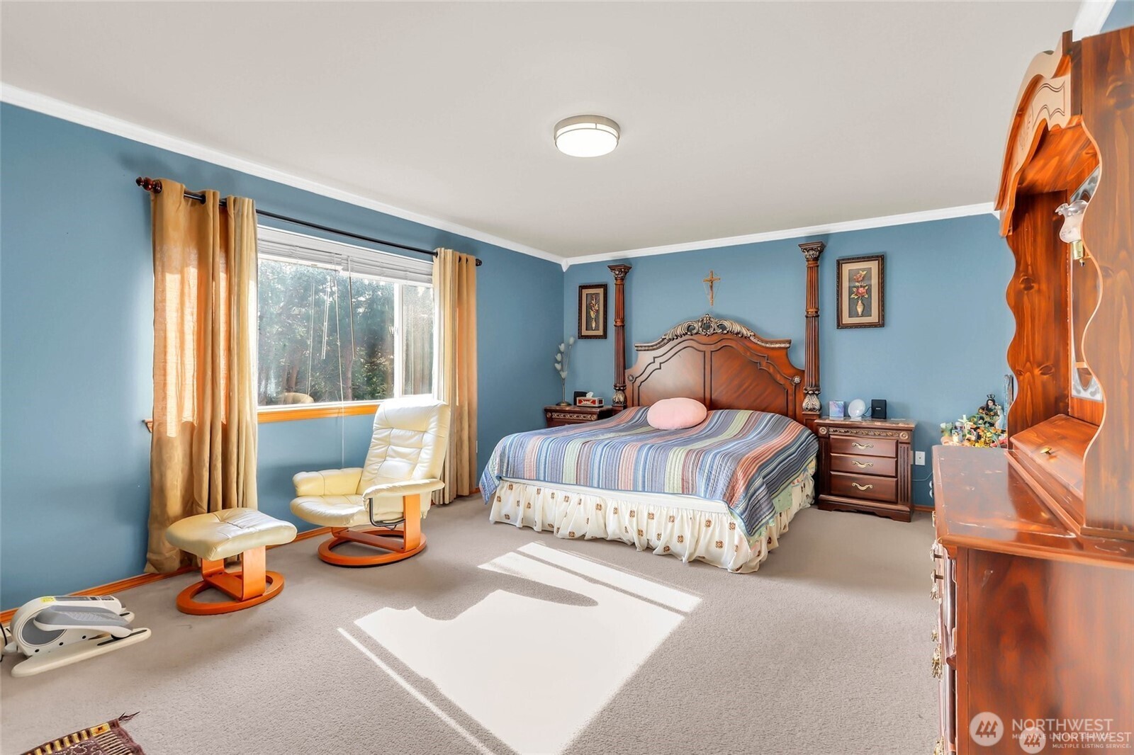 10209 28th Drive Property Photo 6