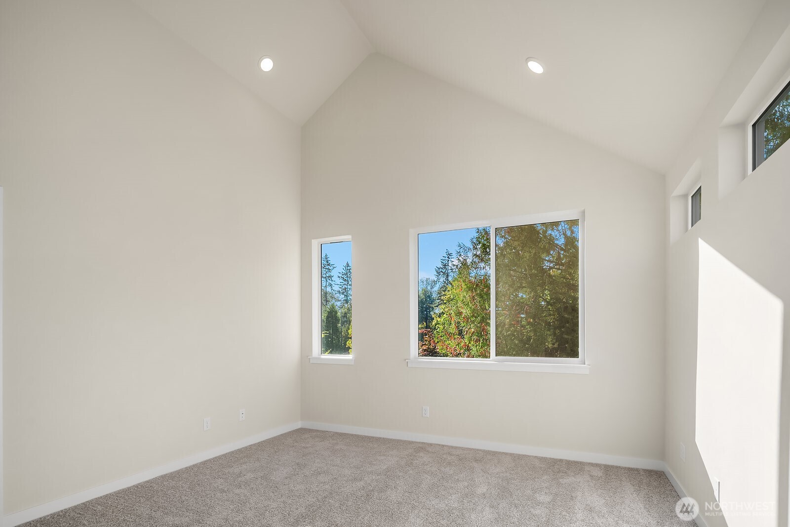 4027 Aberdeen Way Property Photo 15