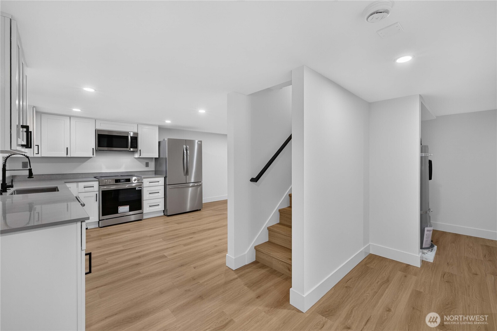 5520 Brooklyn Avenue Property Photo 22