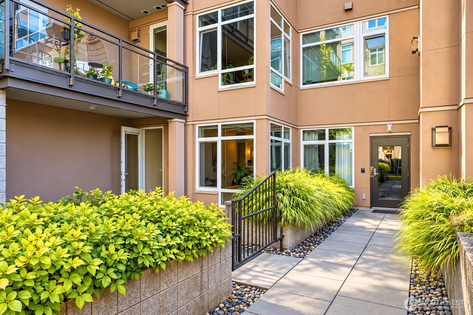 1950 Alaskan Way 121 Property Photo 4