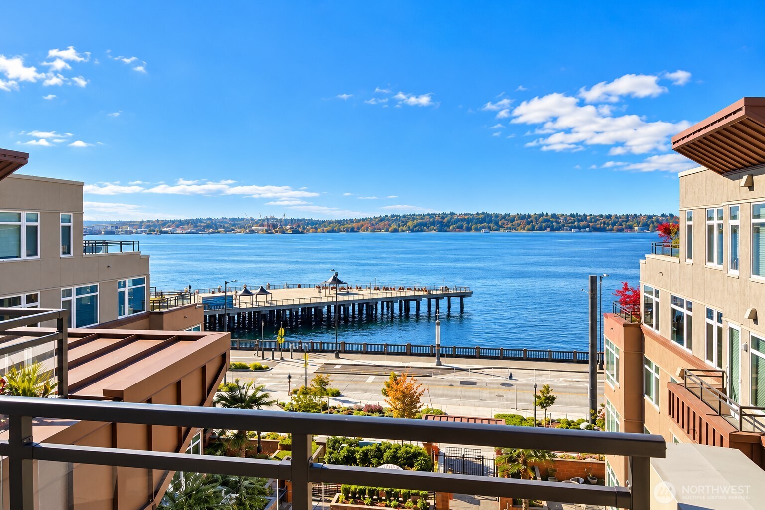1950 Alaskan Way 121 Property Photo 28