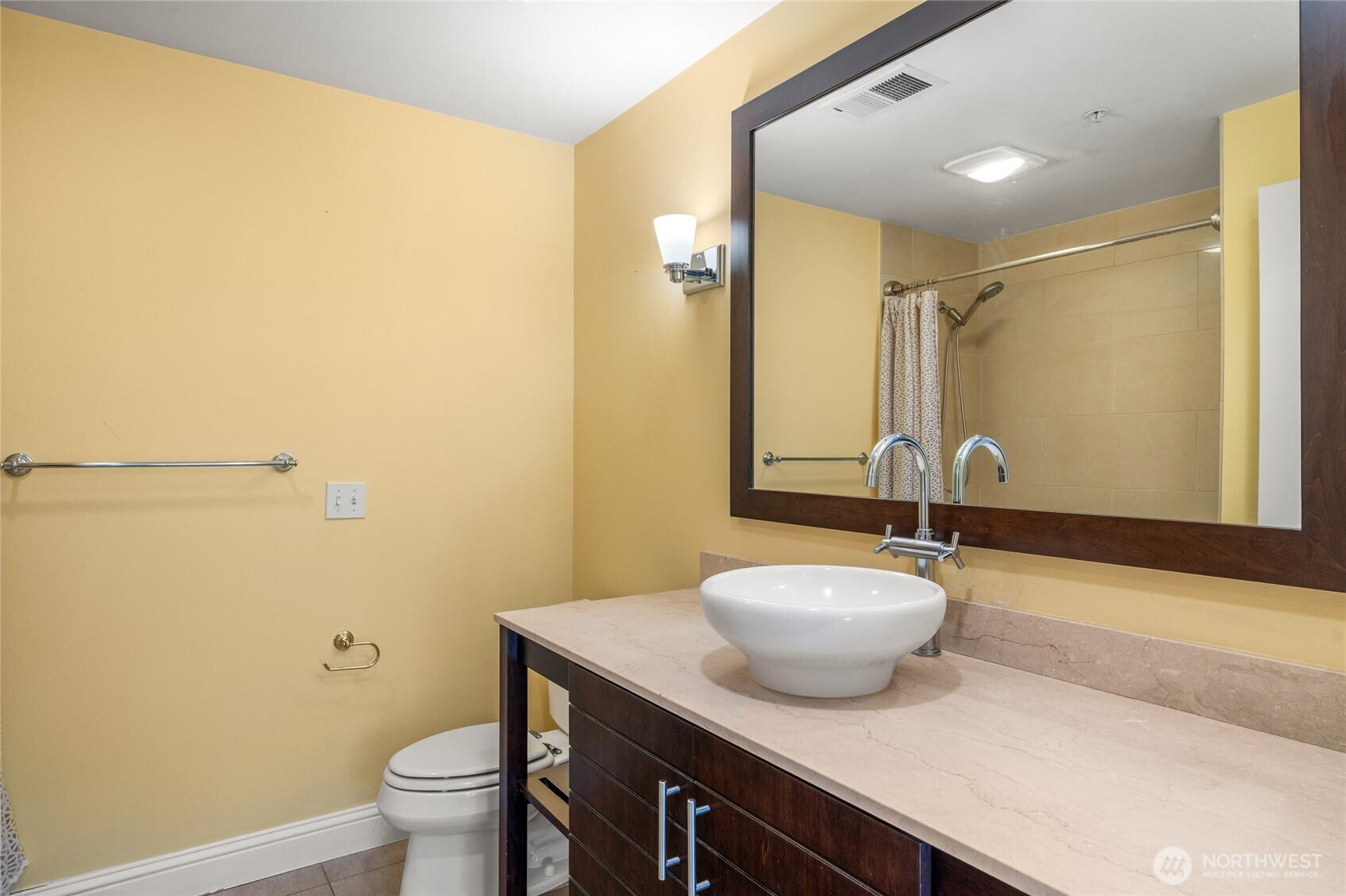 18707 Se Newport Way 410 Property Photo 11