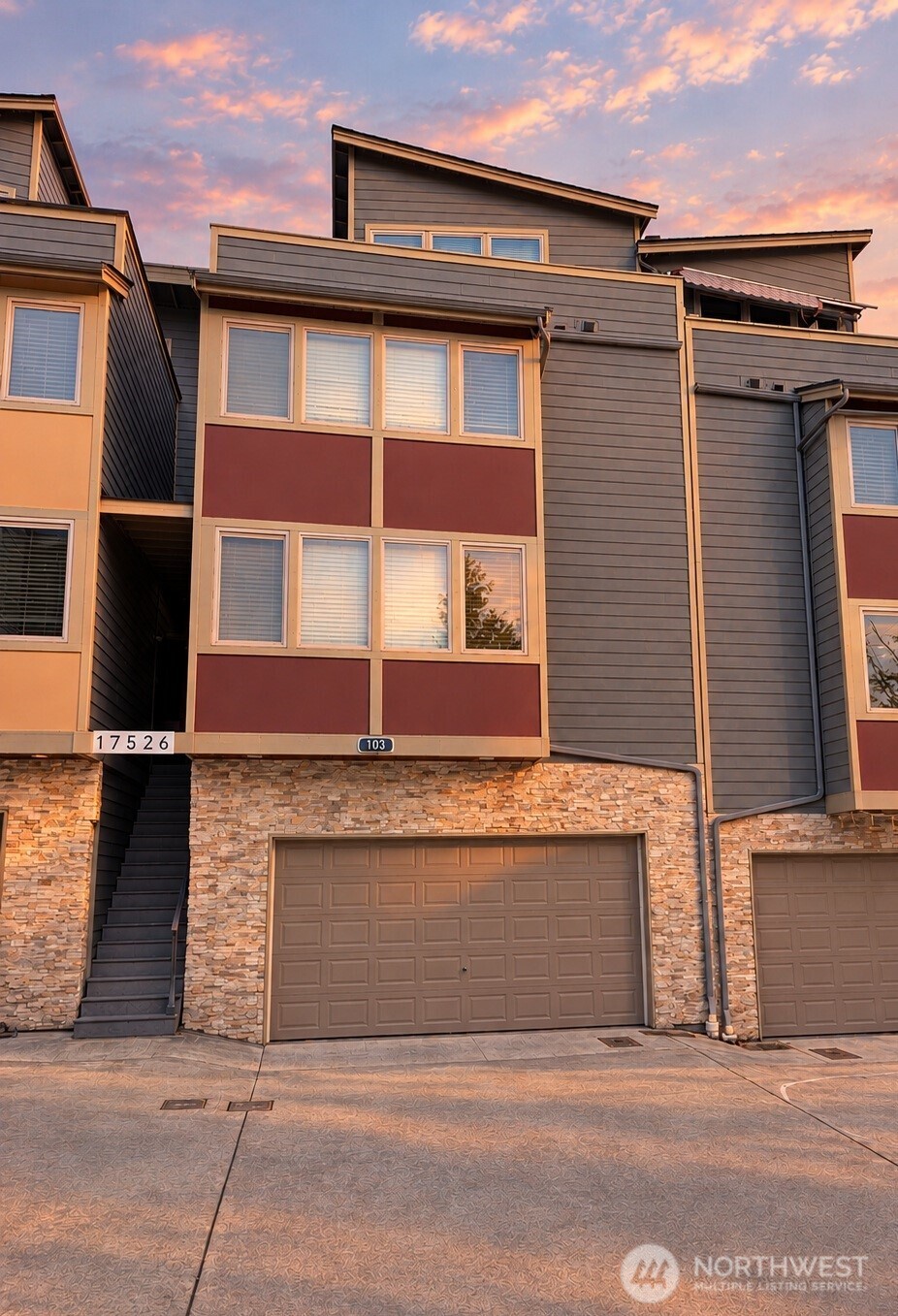 17526 83rd Place 103 Property Photo 1
