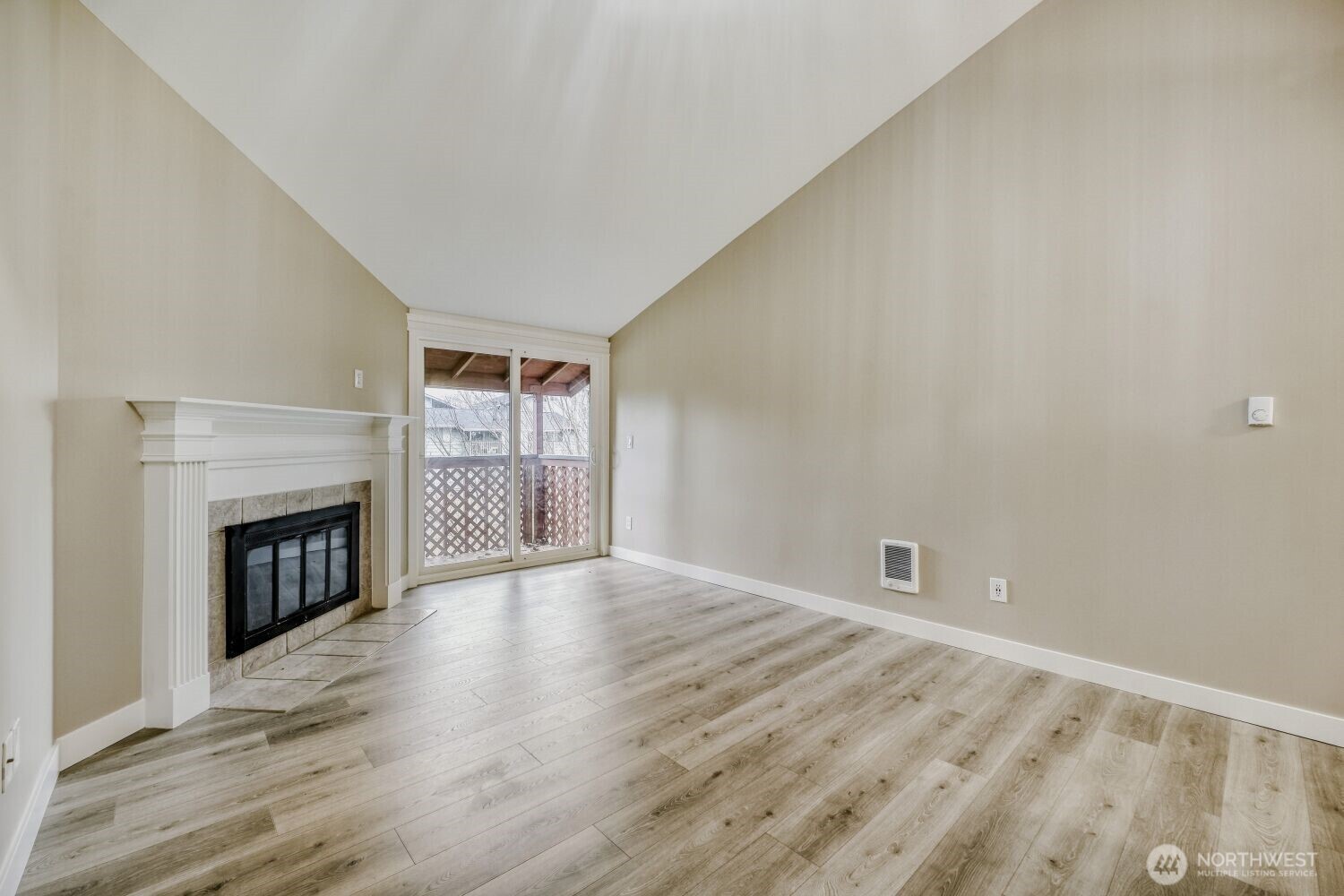3402 I Street H202 Property Photo 3