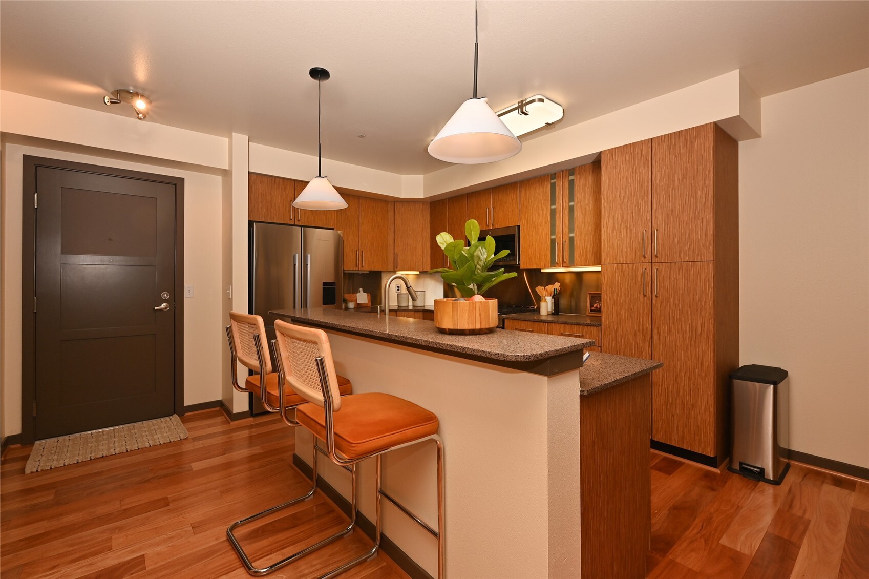 413 Ne 70th Street 210 Property Photo 5