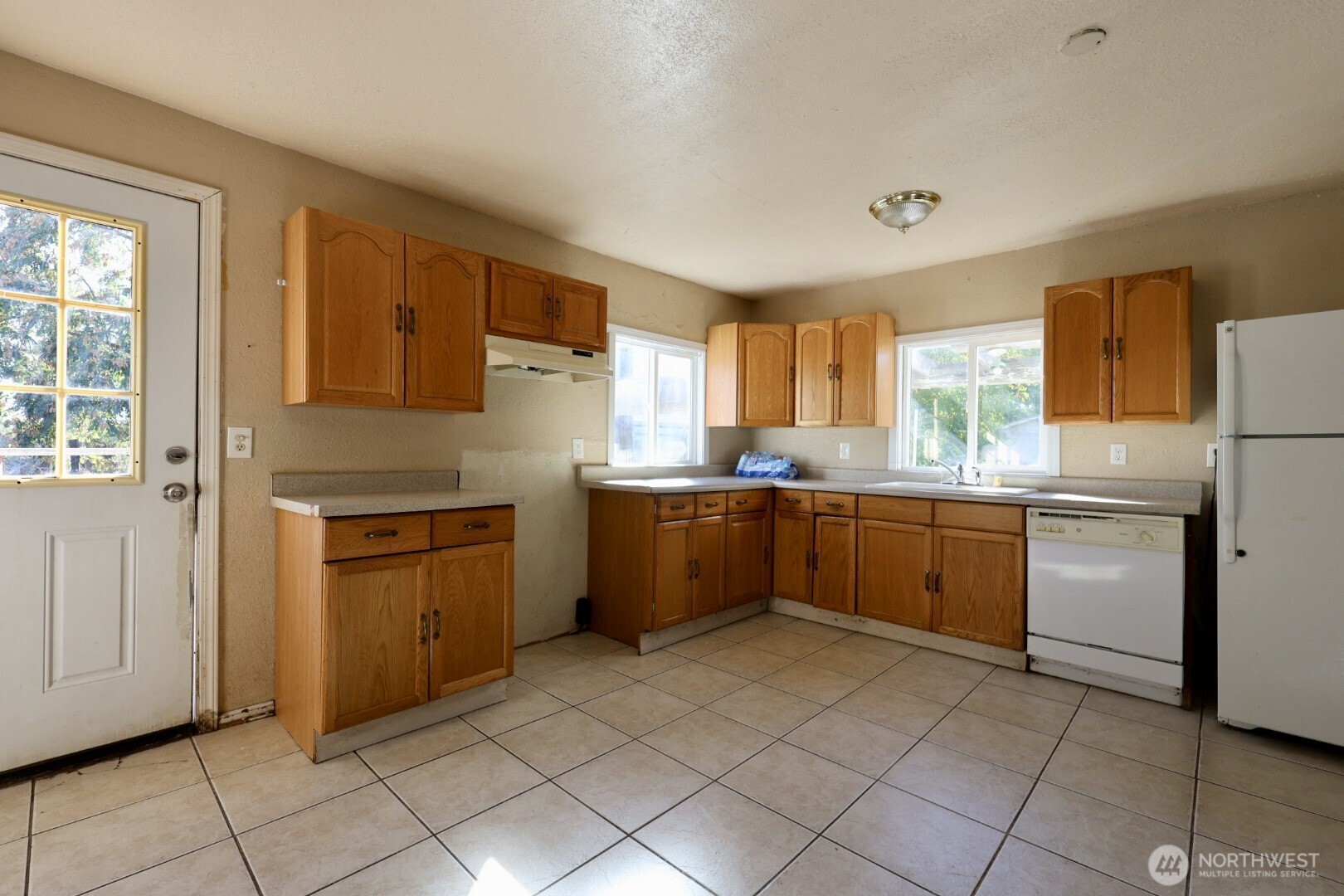 1199 Dell Avenue Property Photo 12