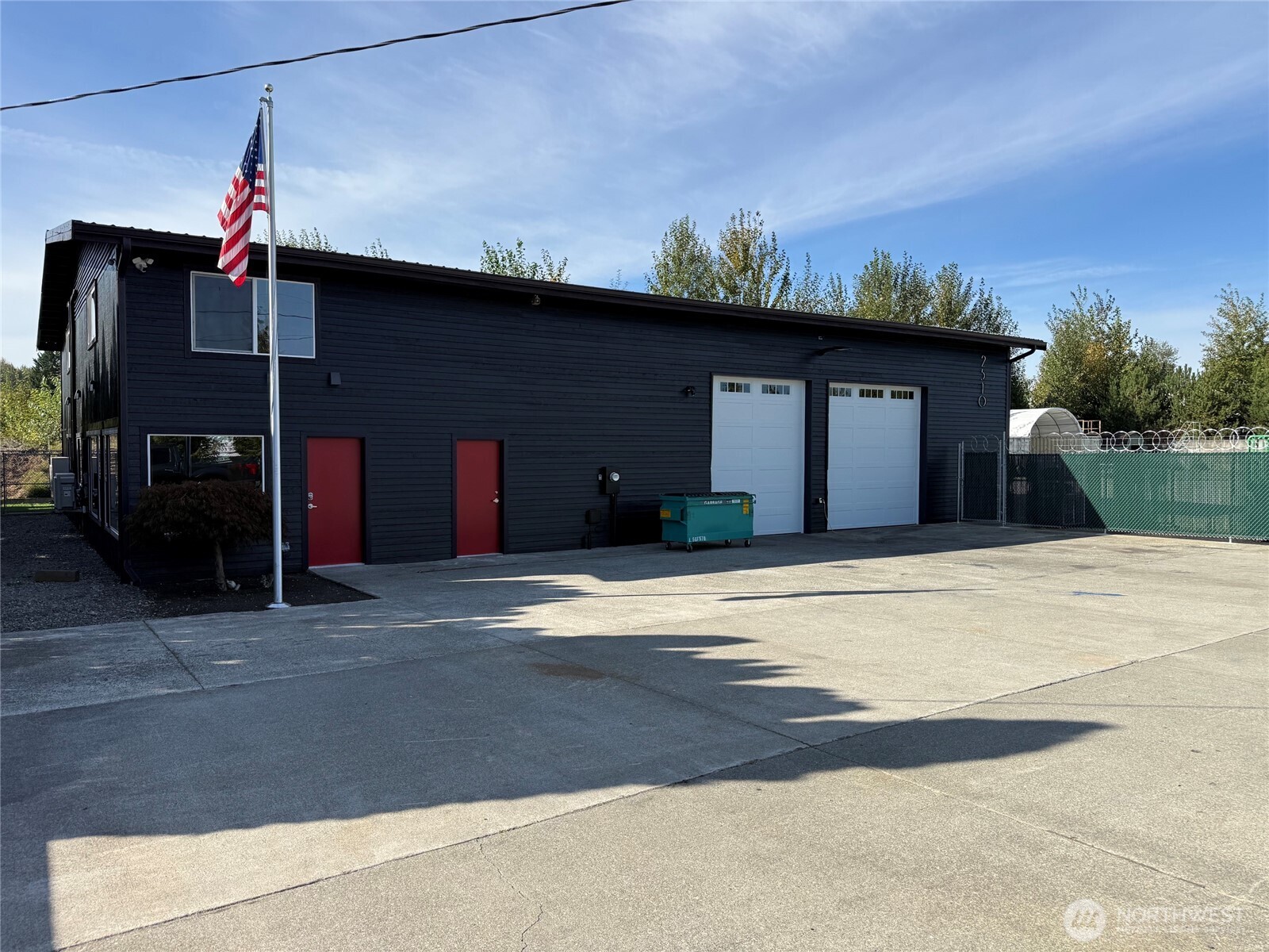 25182510 16th Street Property Photo 1