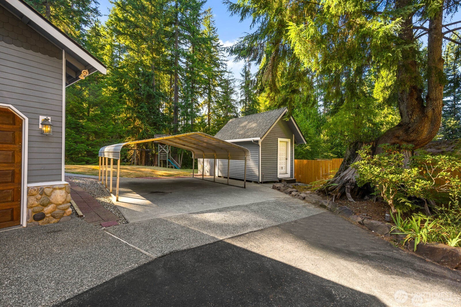19413 327th Avenue Property Photo 9