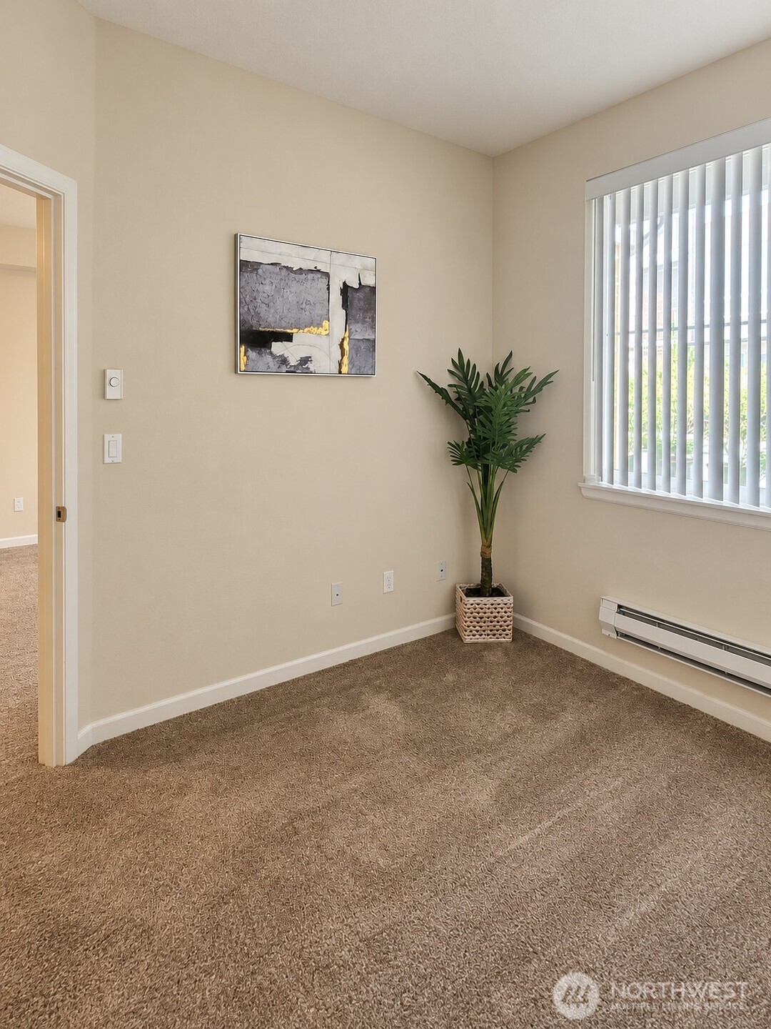 225 Logan Avenue 106 Property Photo 8