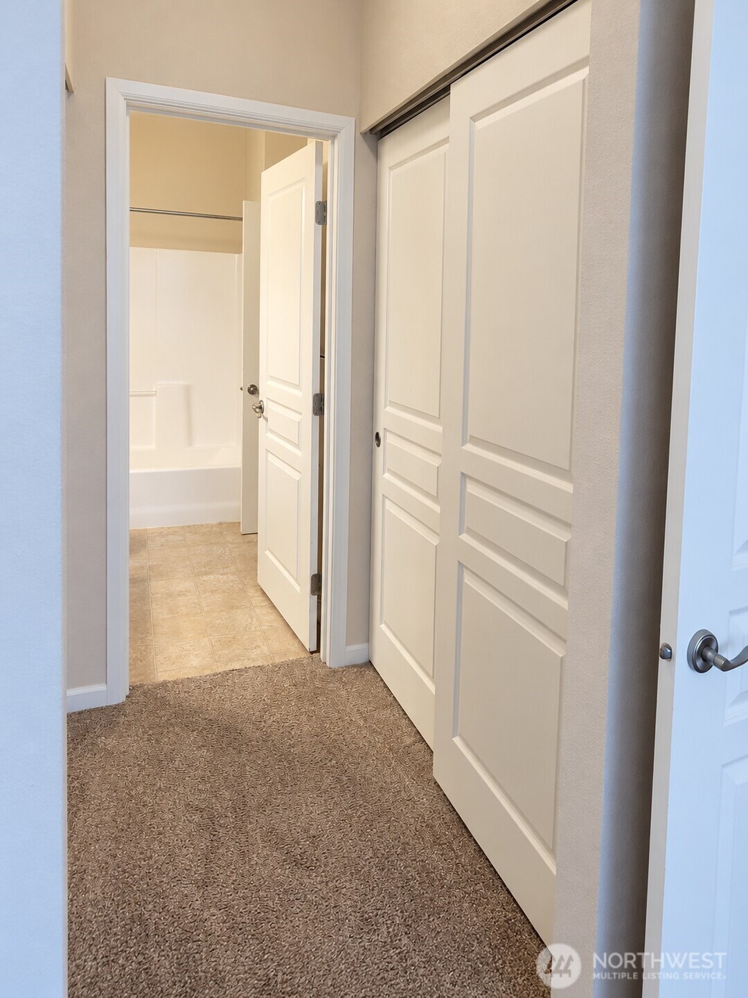 225 Logan Avenue 106 Property Photo 10