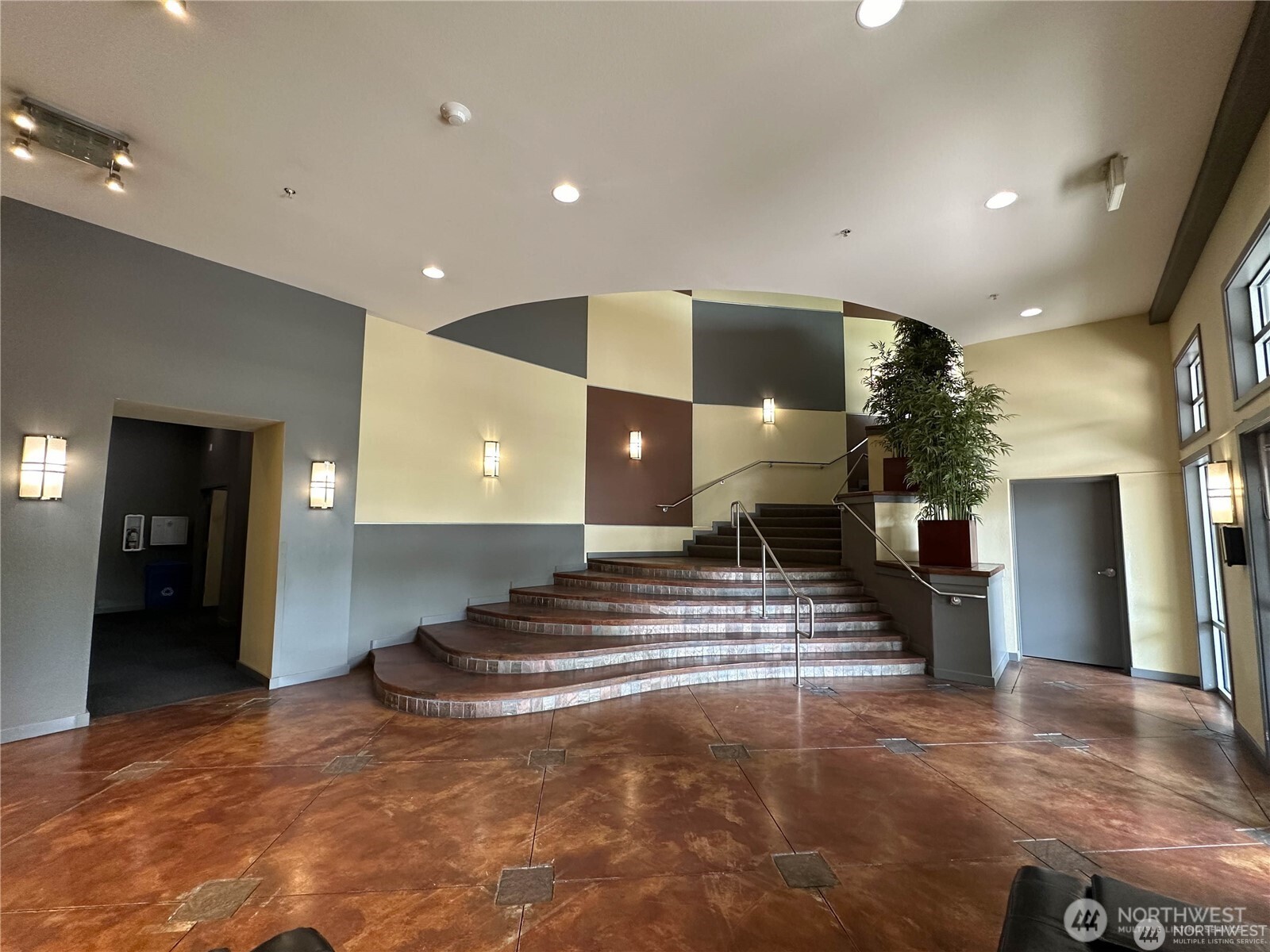 225 Logan Avenue 106 Property Photo 15