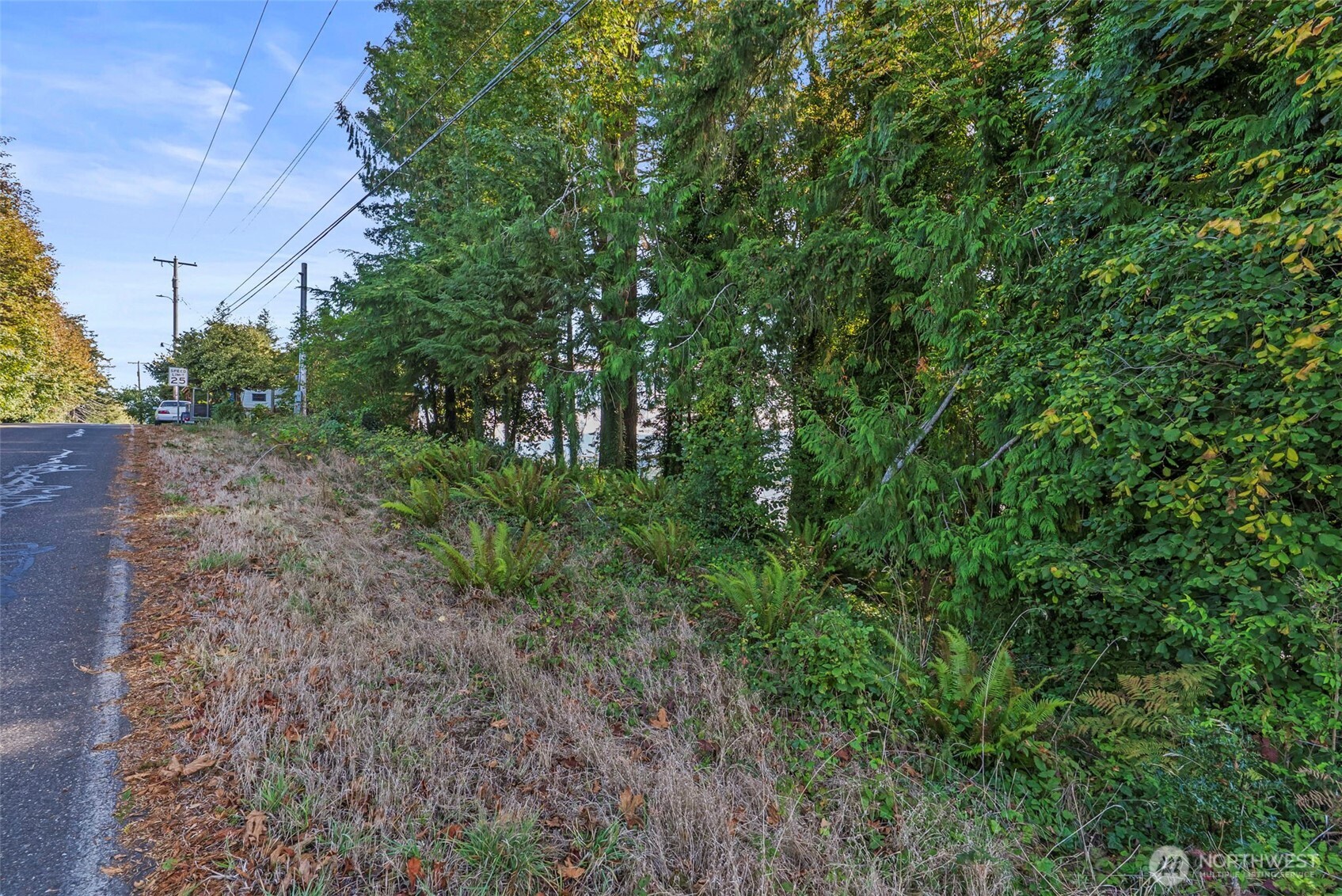 620 Columbia Street Property Photo 8