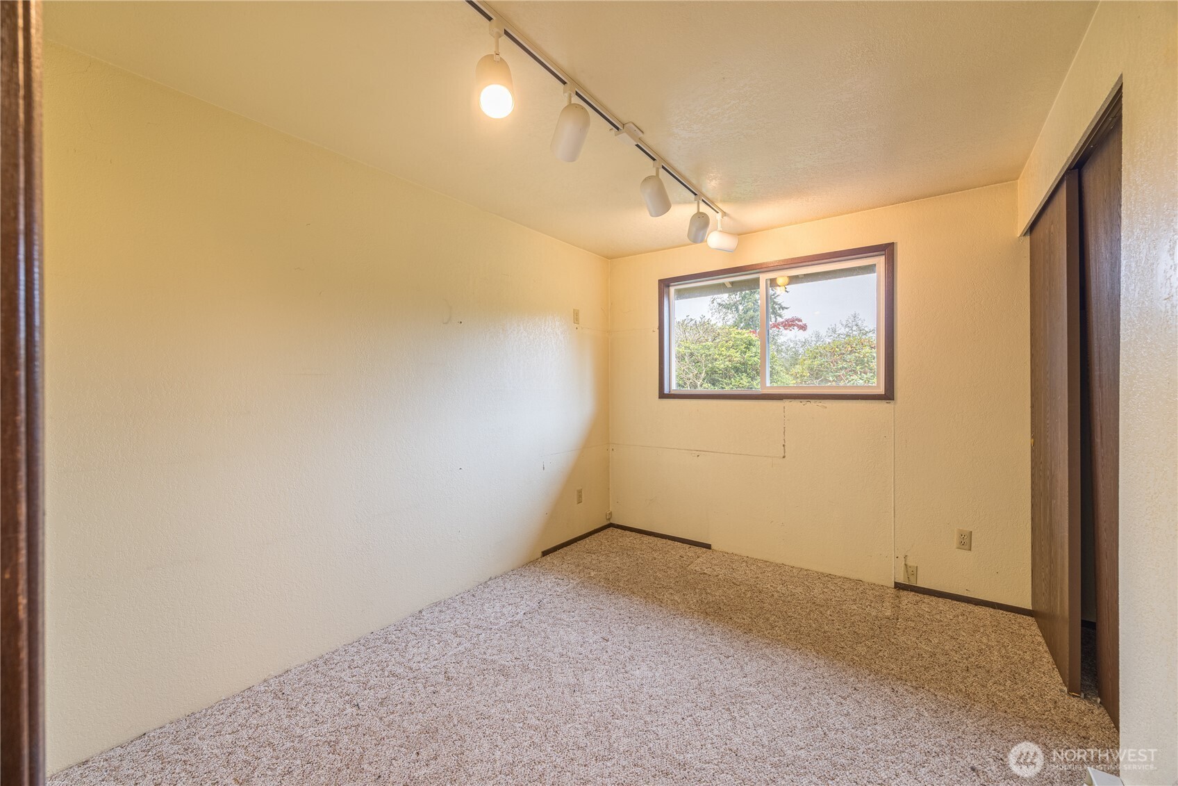 681 Klahndike Boulevard Property Photo 16
