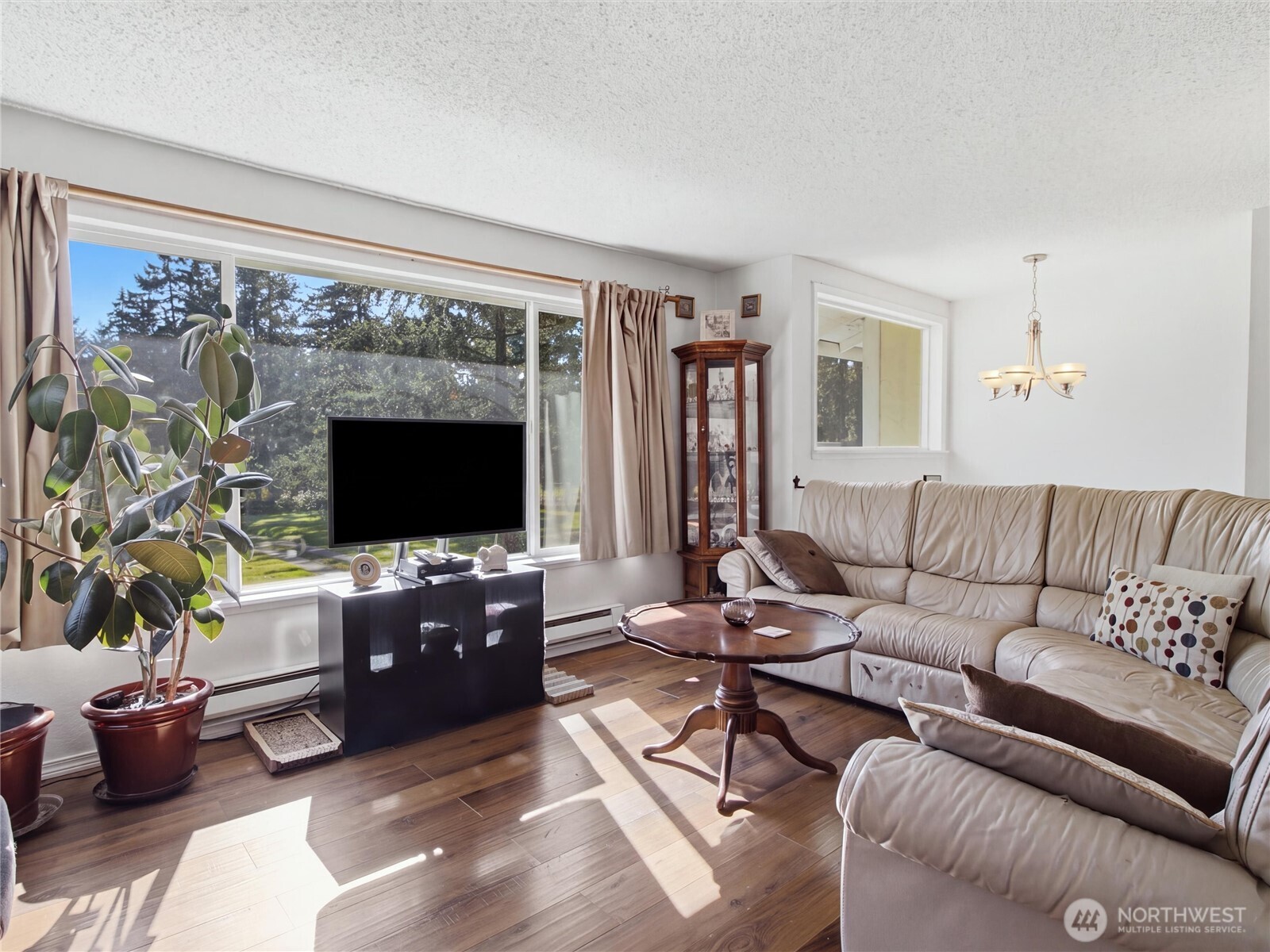 9721 194th Street Property Photo 5