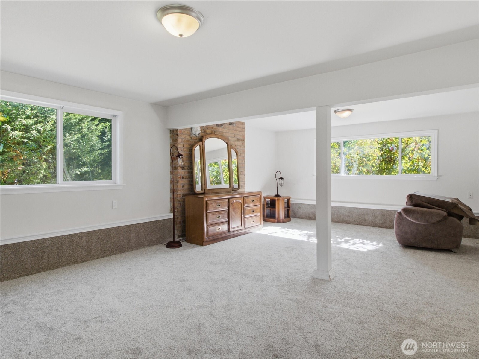 9721 194th Street Property Photo 24