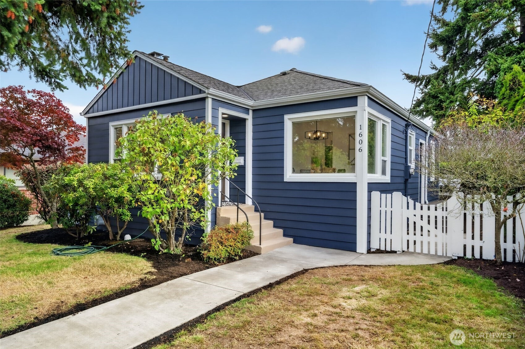 1606 42nd Avenue Property Photo 1