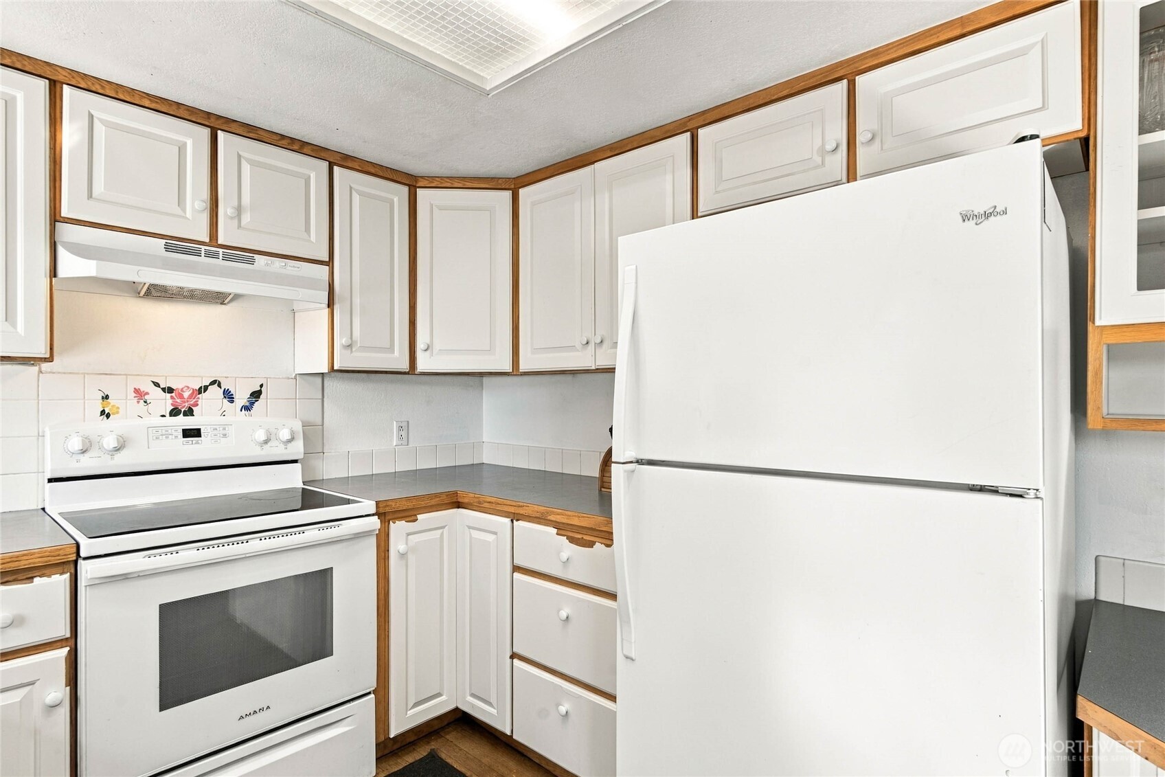 216 Broadmoor Street Property Photo 11