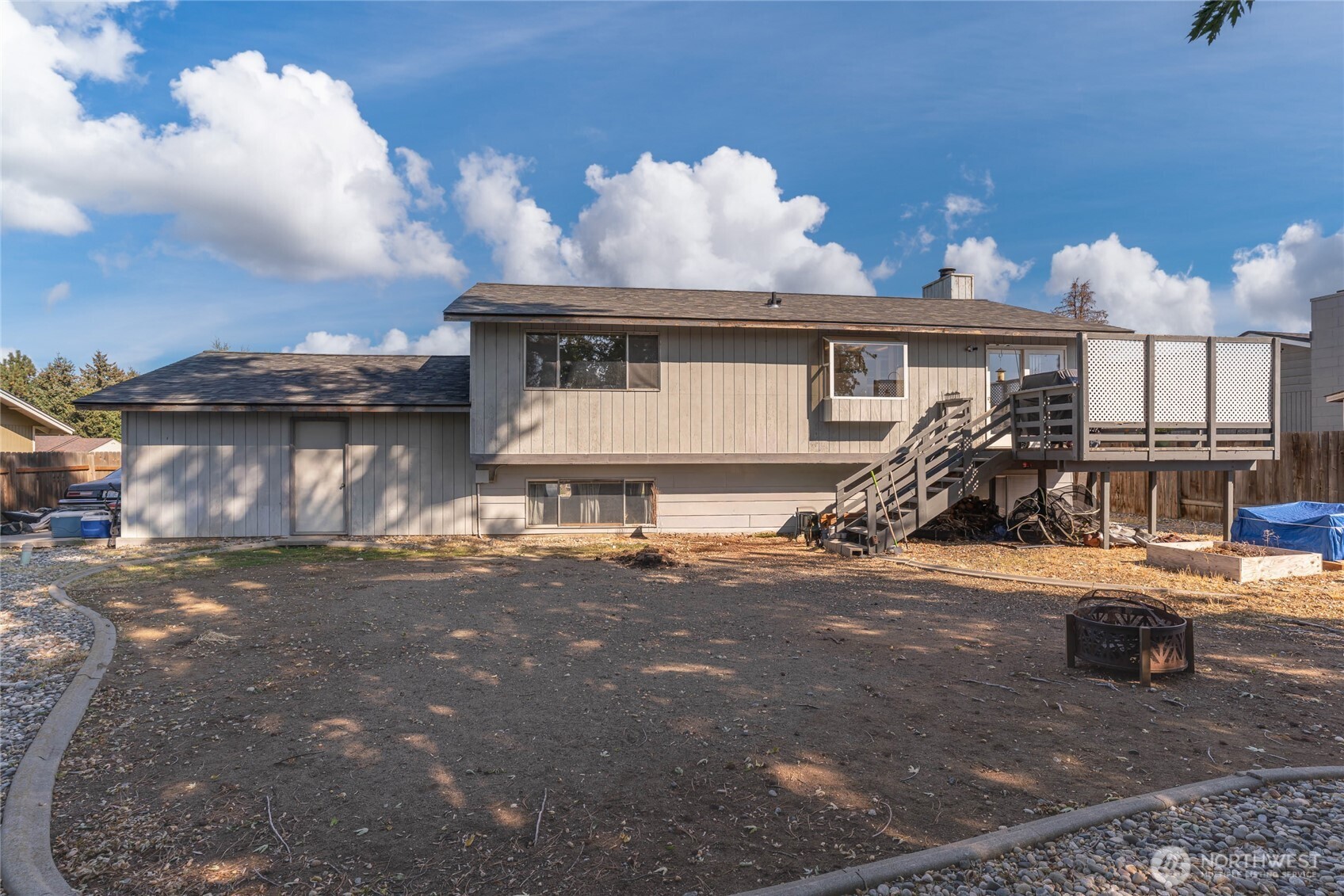 216 Broadmoor Street Property Photo 14