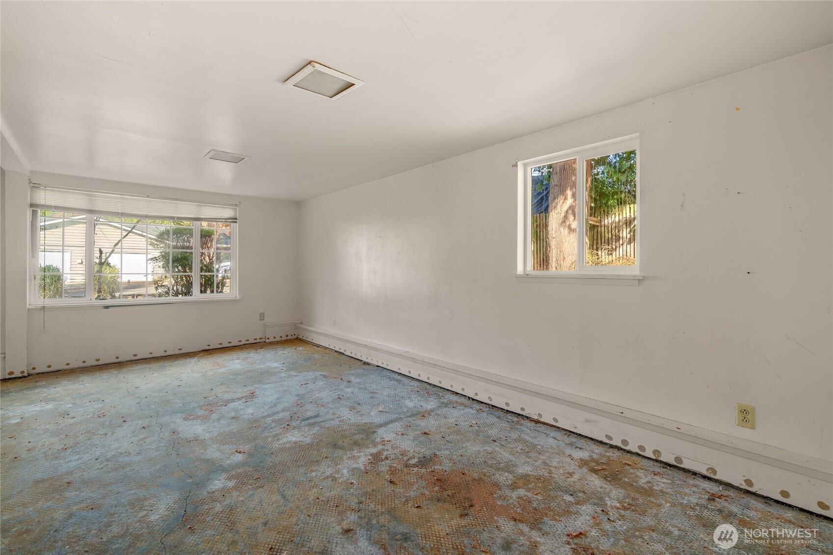 1211 N 173rd Street Property Photo 11