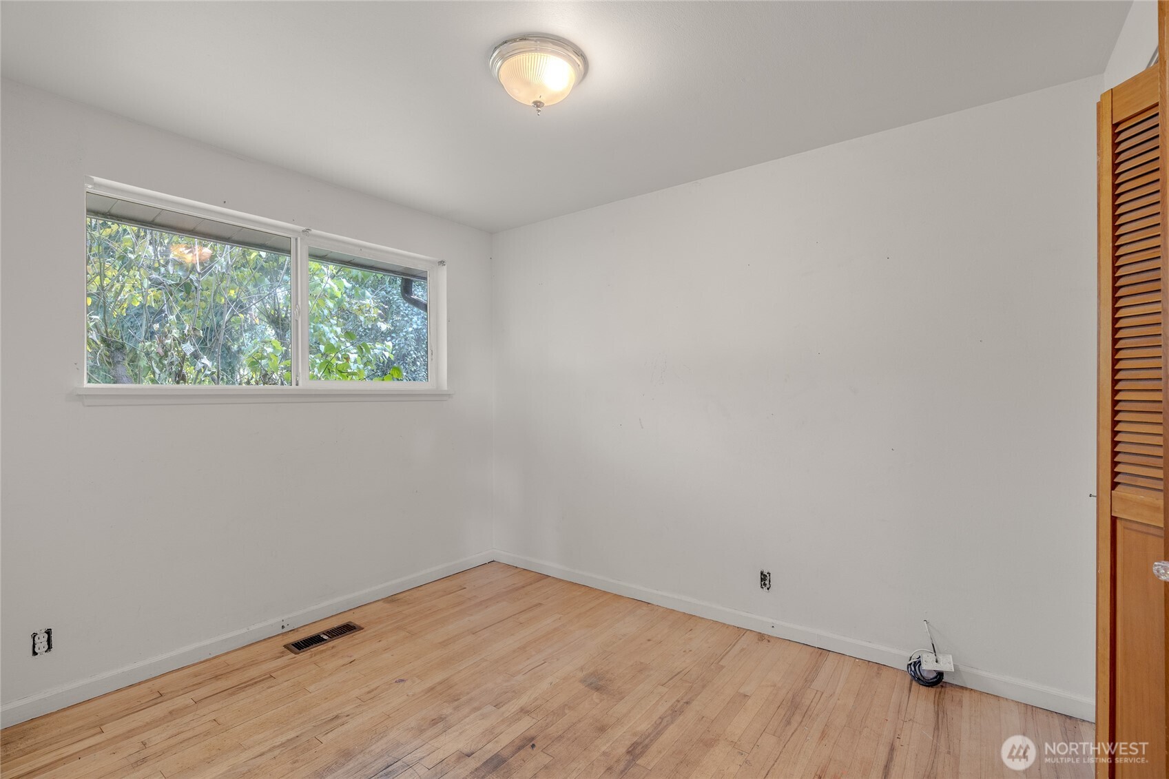 1211 N 173rd Street Property Photo 13