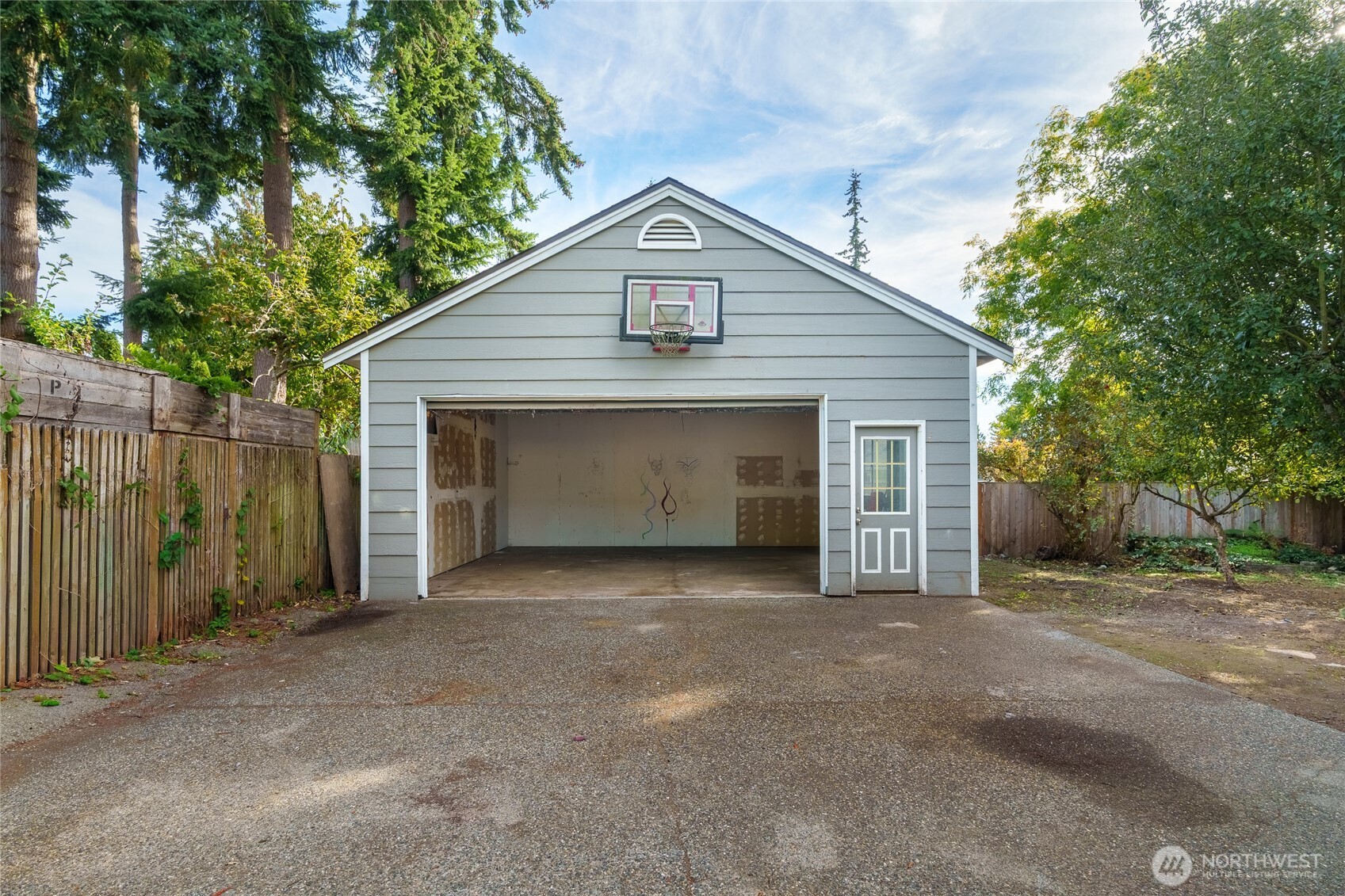 1211 N 173rd Street Property Photo 19
