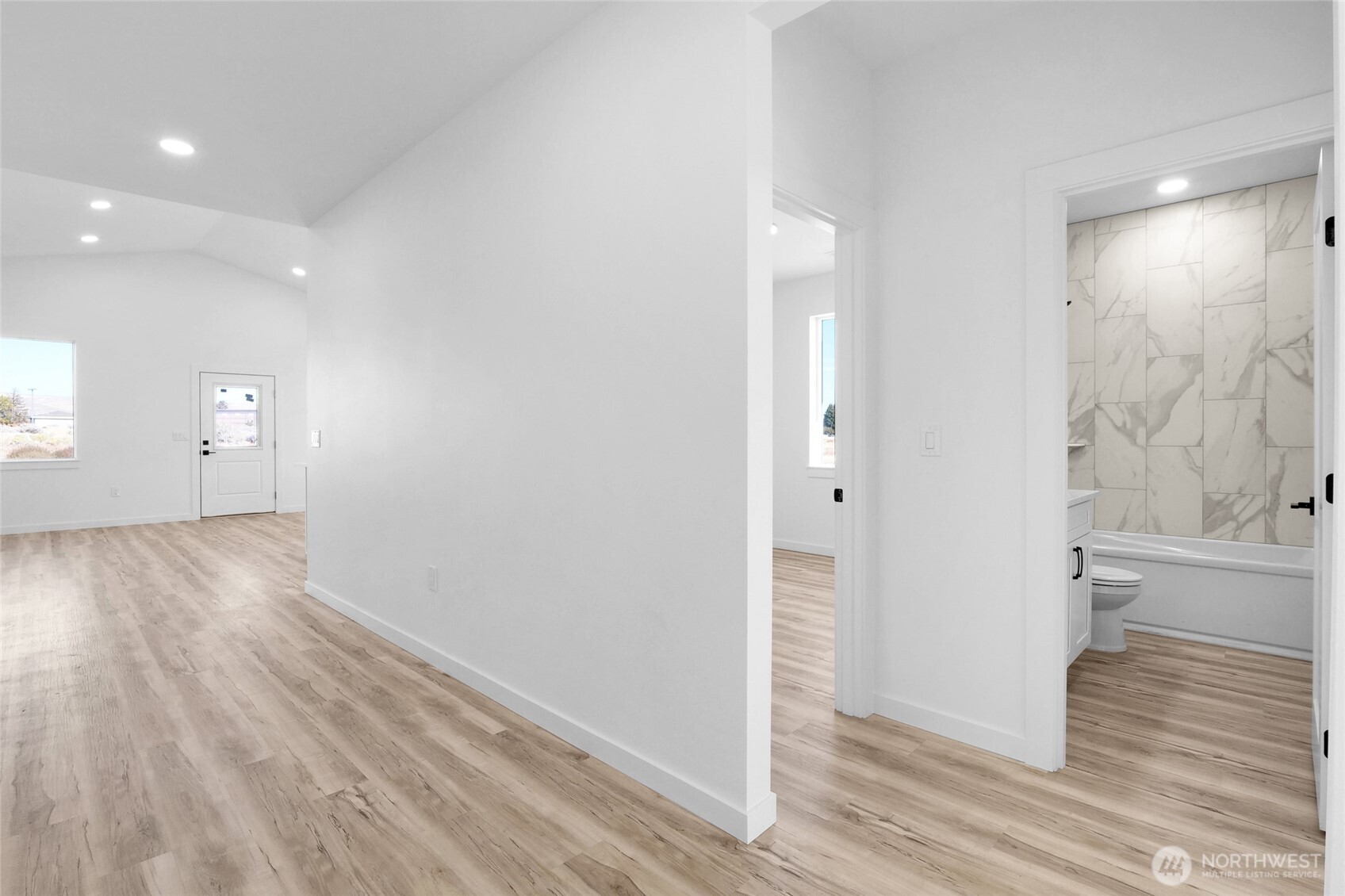 21 Parkside Loop Property Photo 24