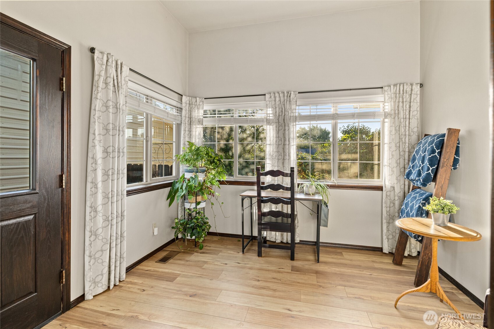 1022 E Capitol Avenue Property Photo 22