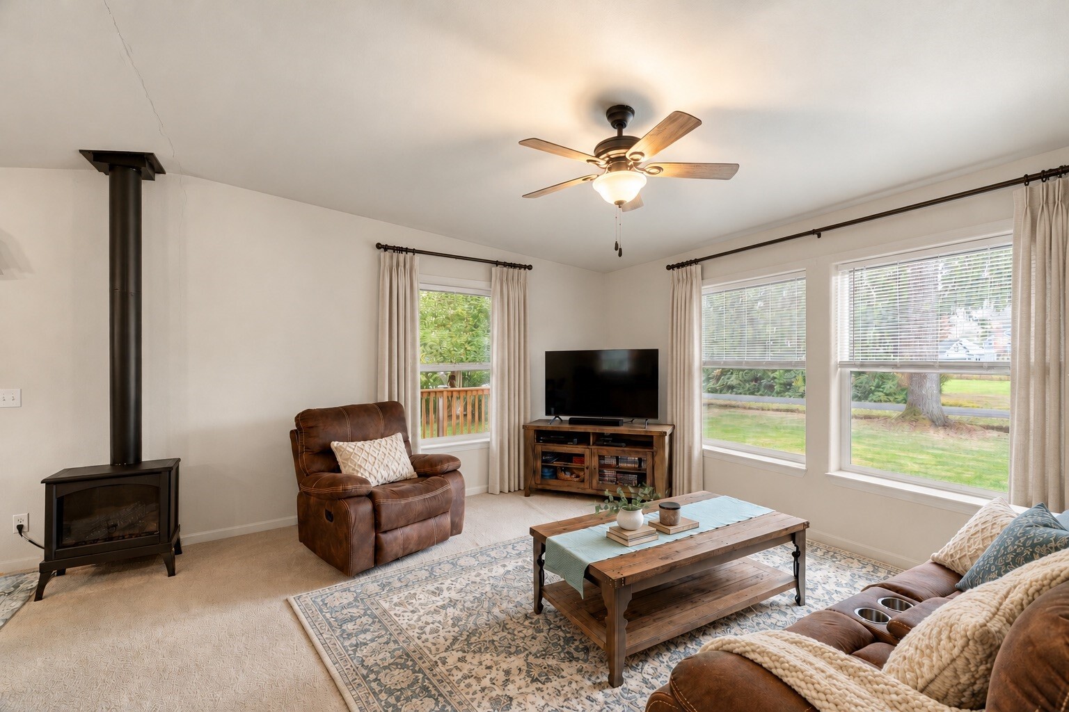 6610 Grange Road Property Photo 3