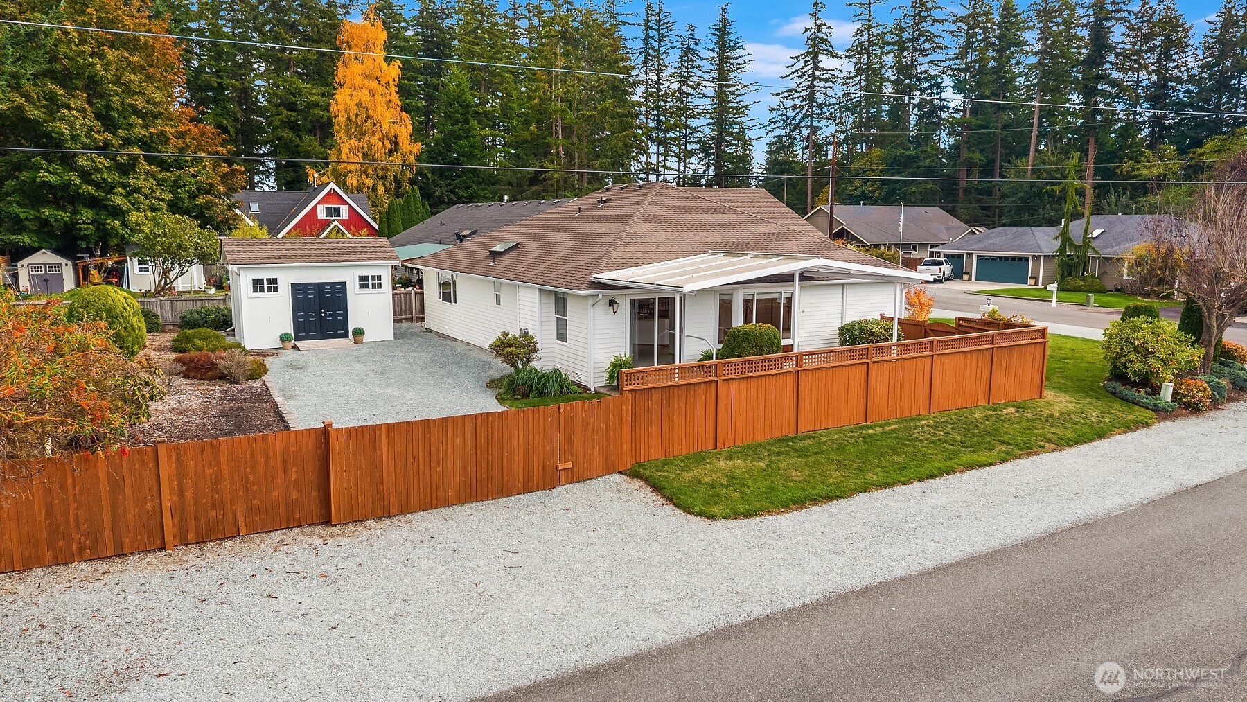 381 Macbrae Drive Property Photo 3