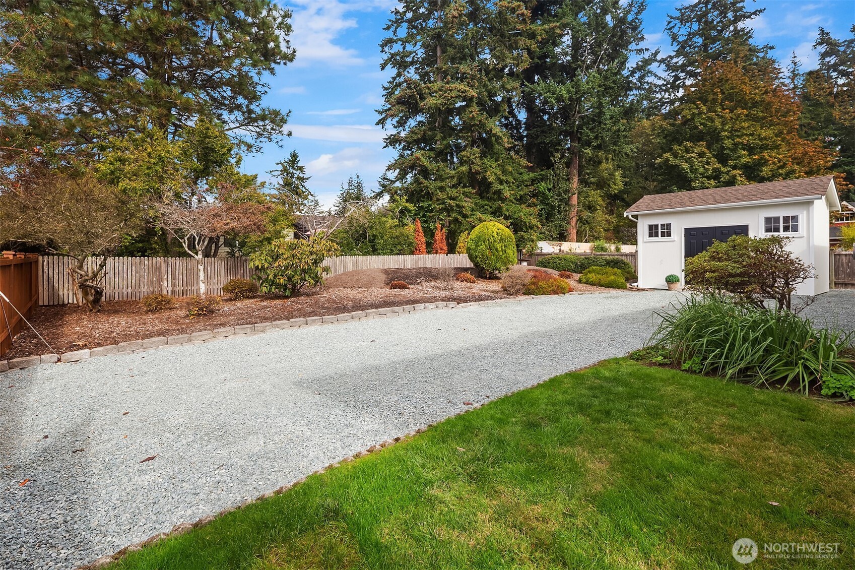 381 Macbrae Drive Property Photo 4