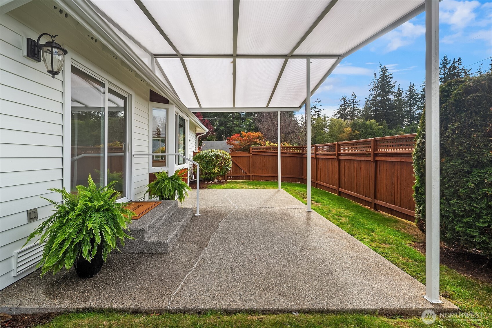 381 Macbrae Drive Property Photo 8