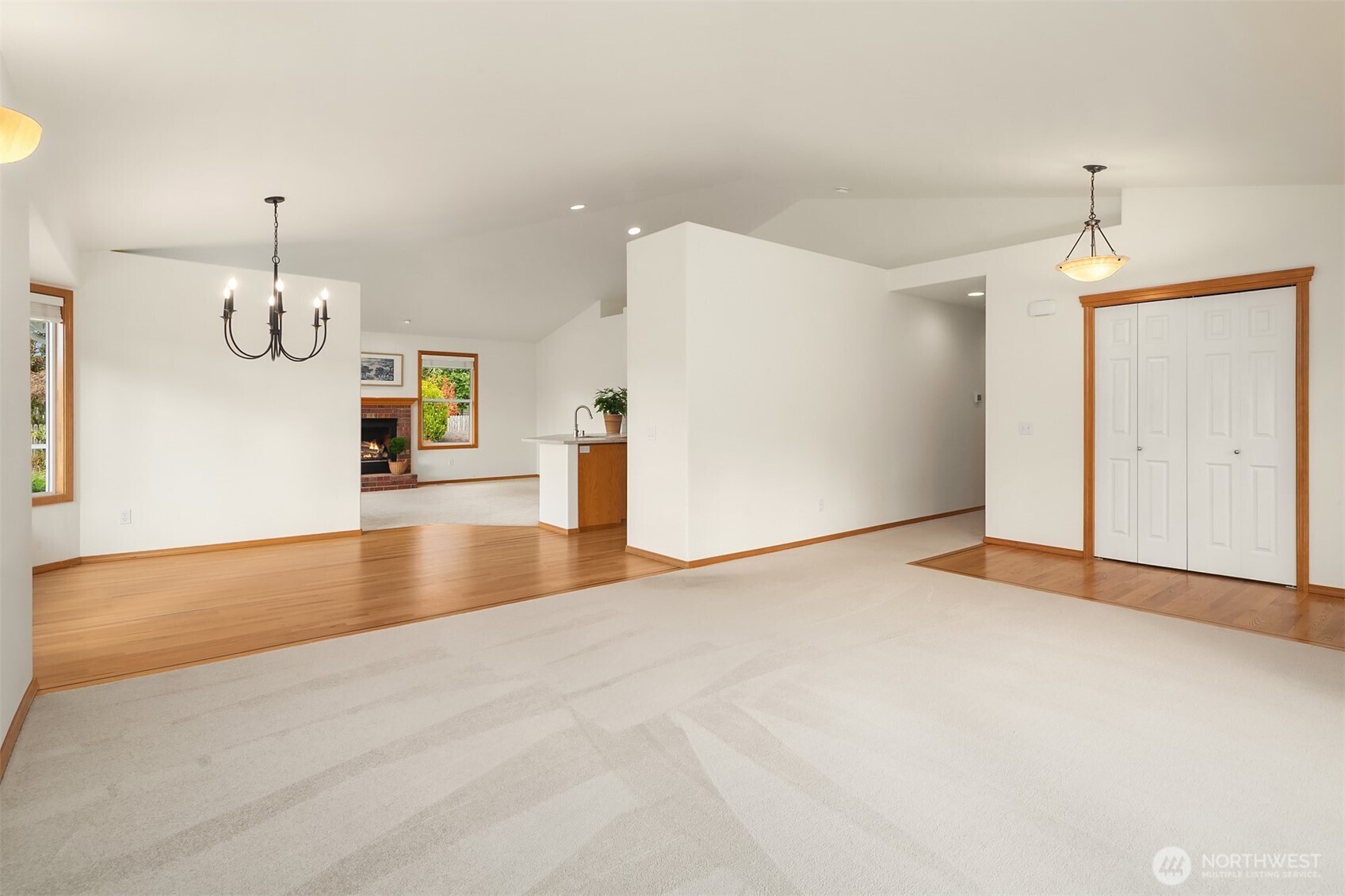 381 Macbrae Drive Property Photo 14