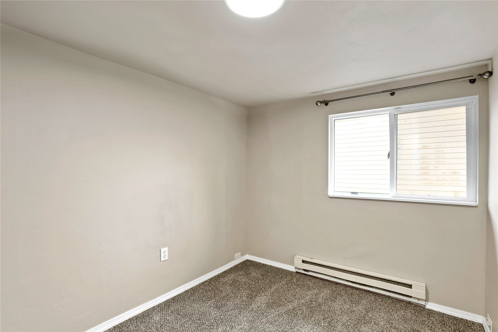 1318 West Street Property Photo 20