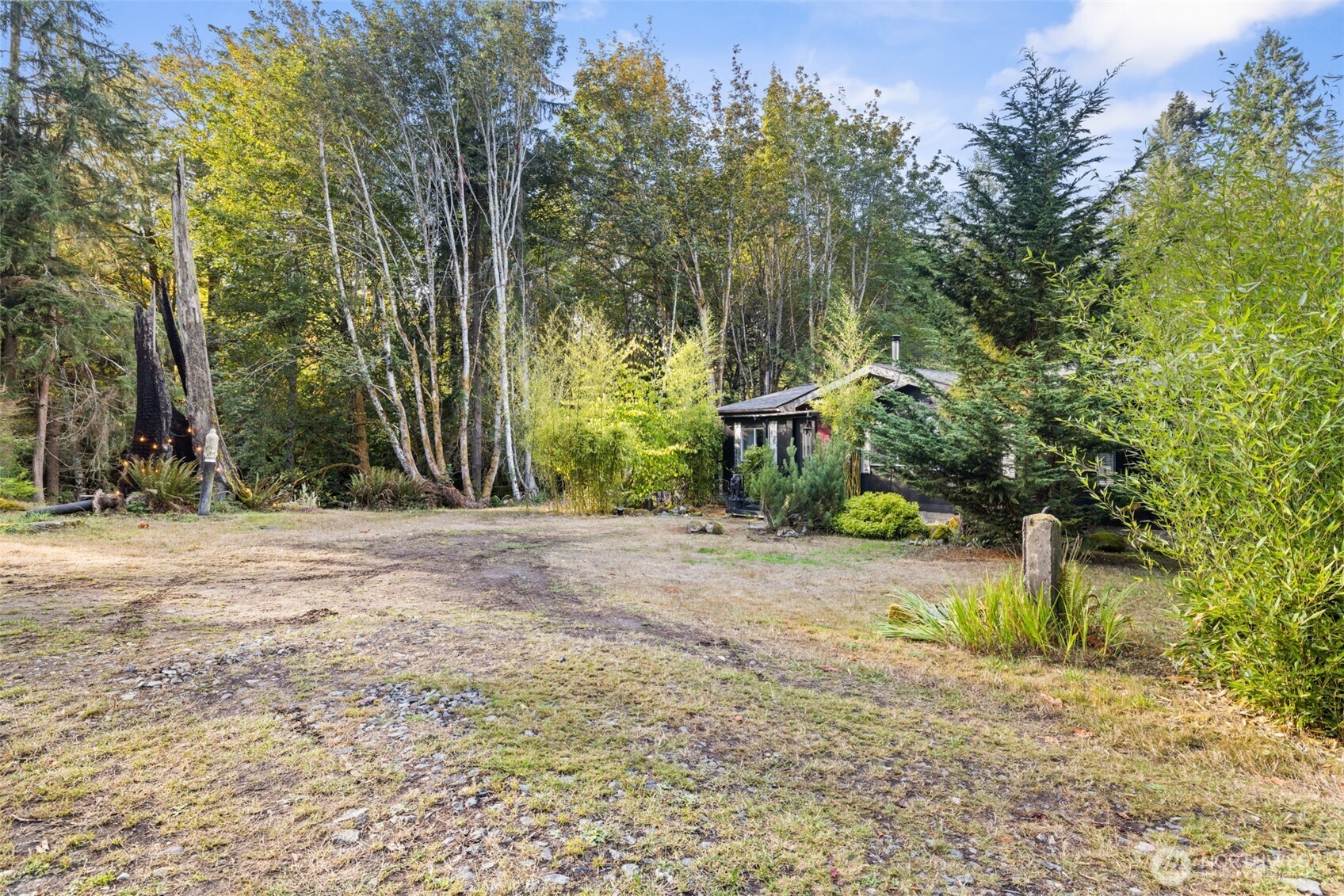 1388 E Elliot Creek Road Property Photo 6