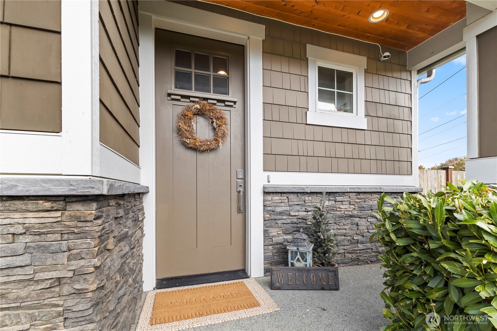 12021 61st Drive Property Photo 2