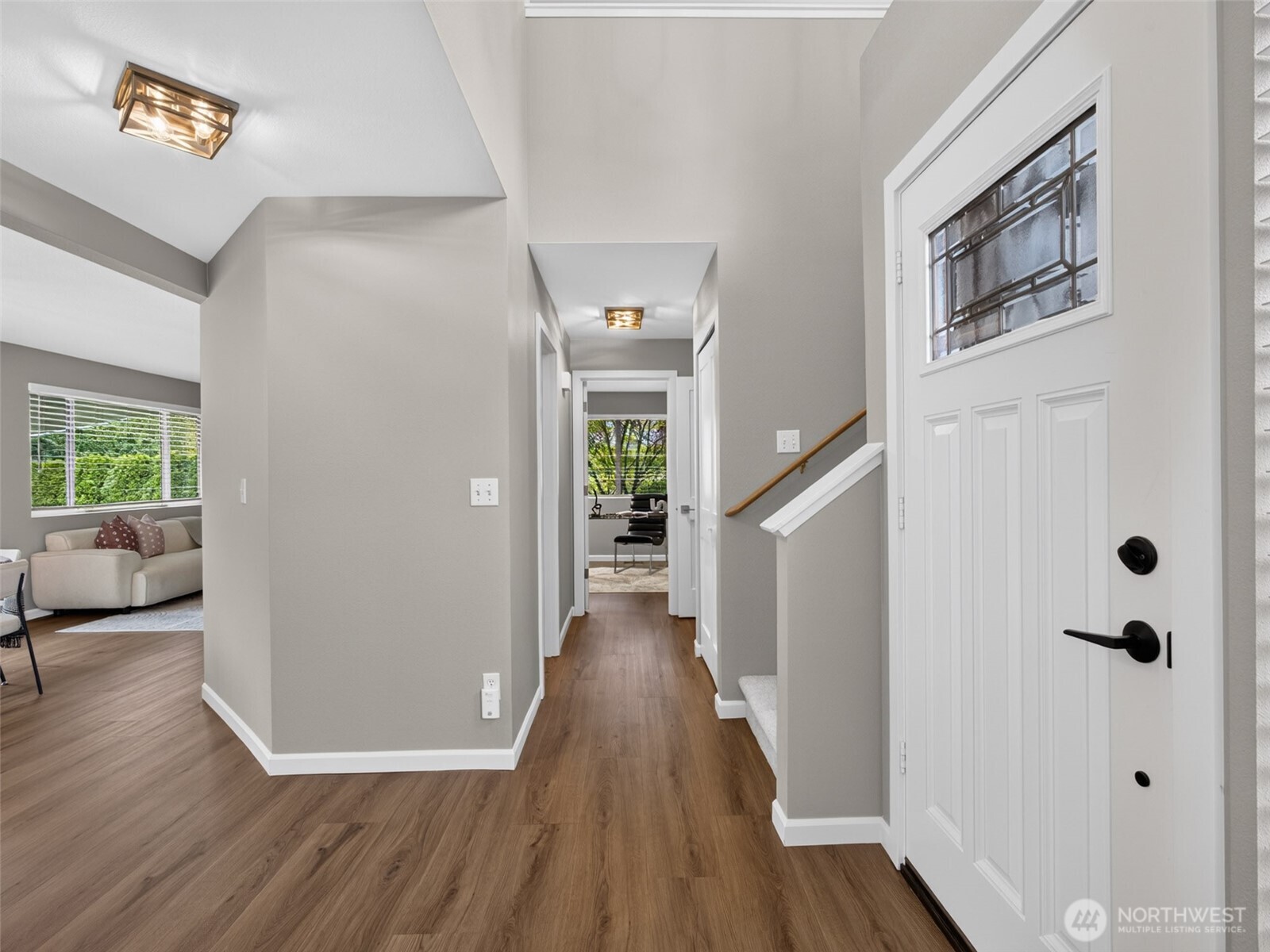 401 Randall Place Property Photo 13