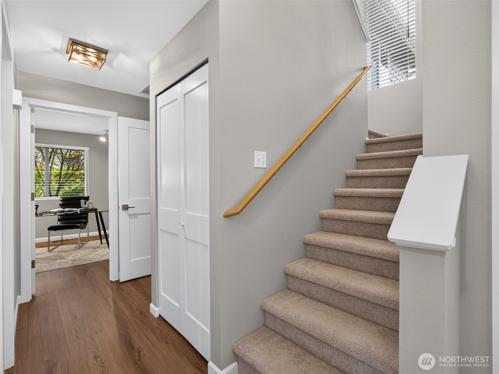 401 Randall Place Property Photo 17