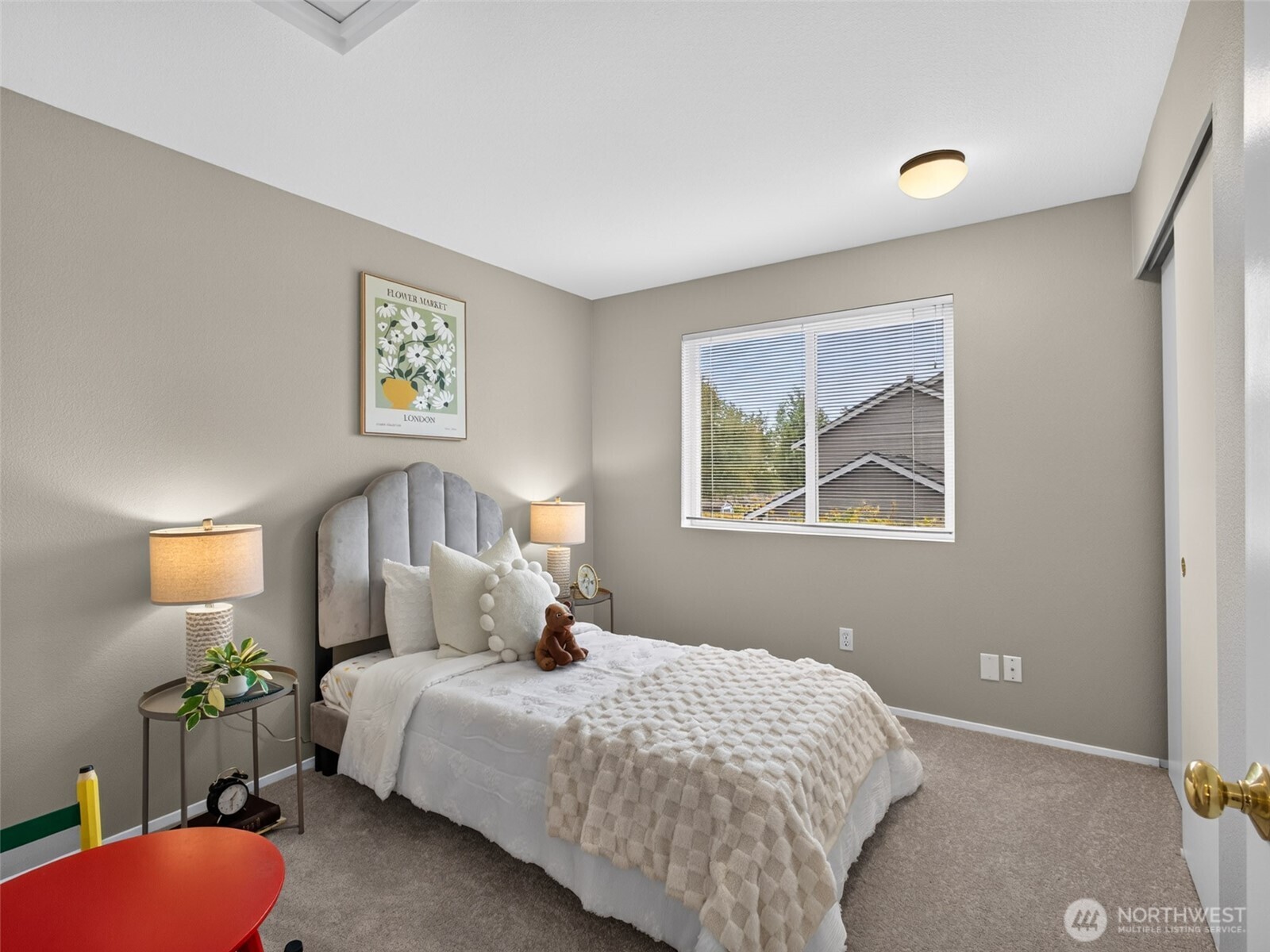 401 Randall Place Property Photo 24