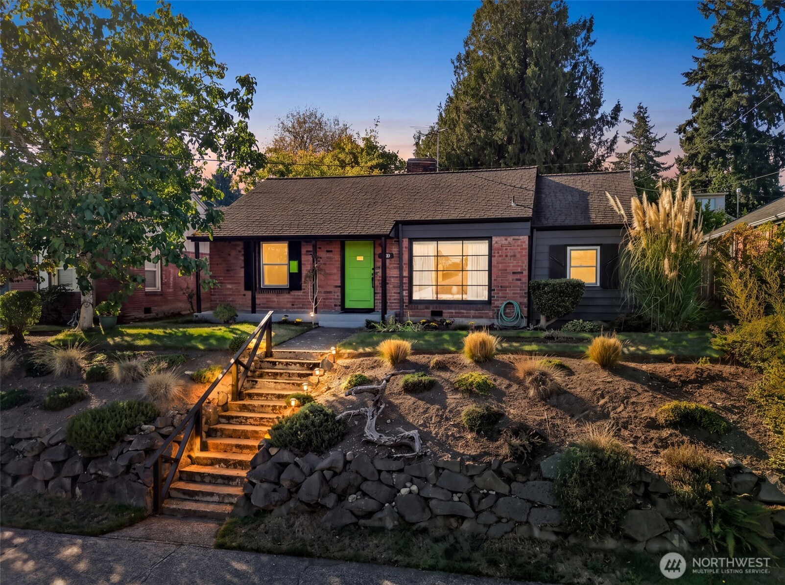 6251 37th Avenue Property Photo 1