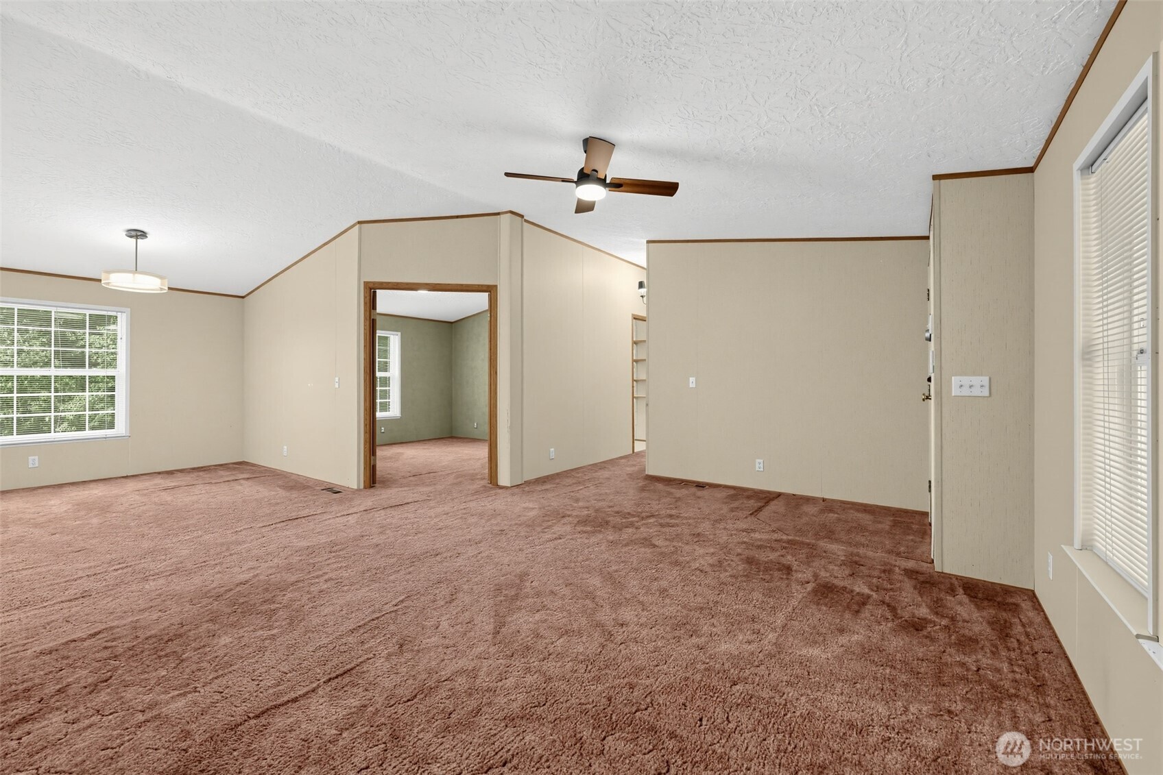 210 E Trudder Lane Property Photo 15