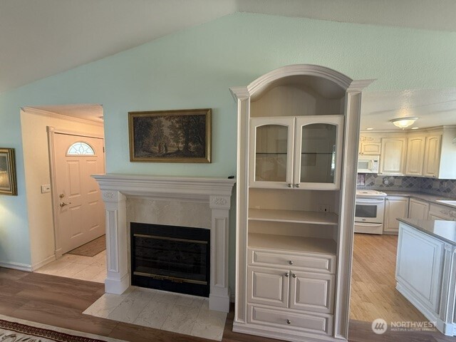 20902 40th Avenue Property Photo 10