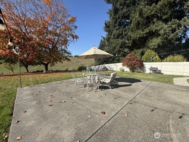 20902 40th Avenue Property Photo 25