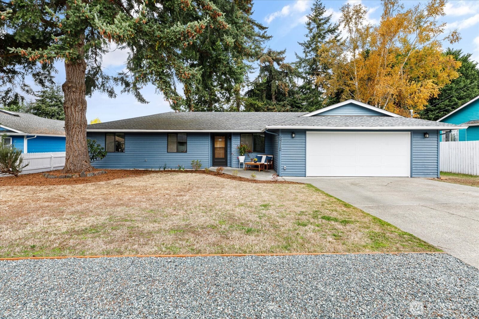 2712 Sun Vista Circle Property Photo 2